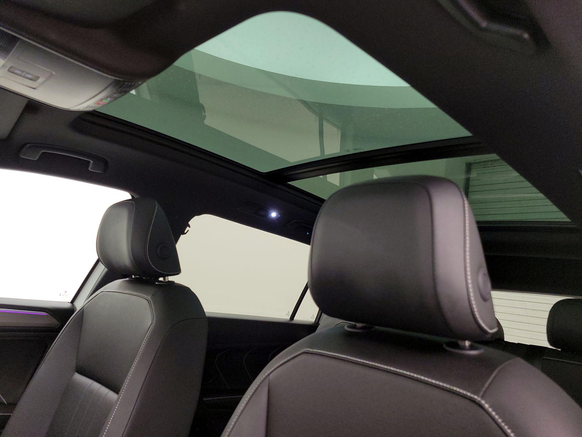 Thumbnail: 2024 Volkswagen Tiguan - 19