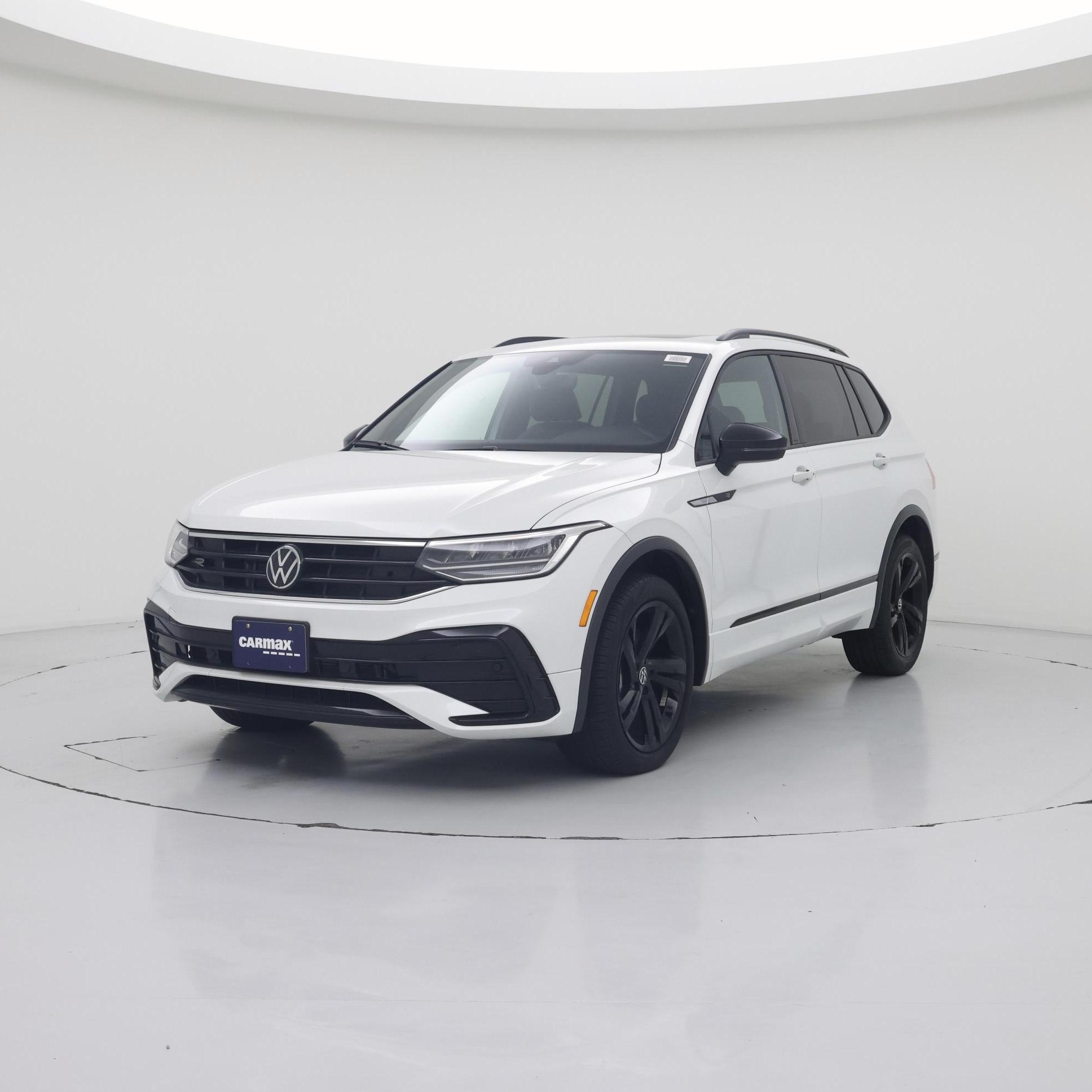 Thumbnail: 2024 Volkswagen Tiguan - 4