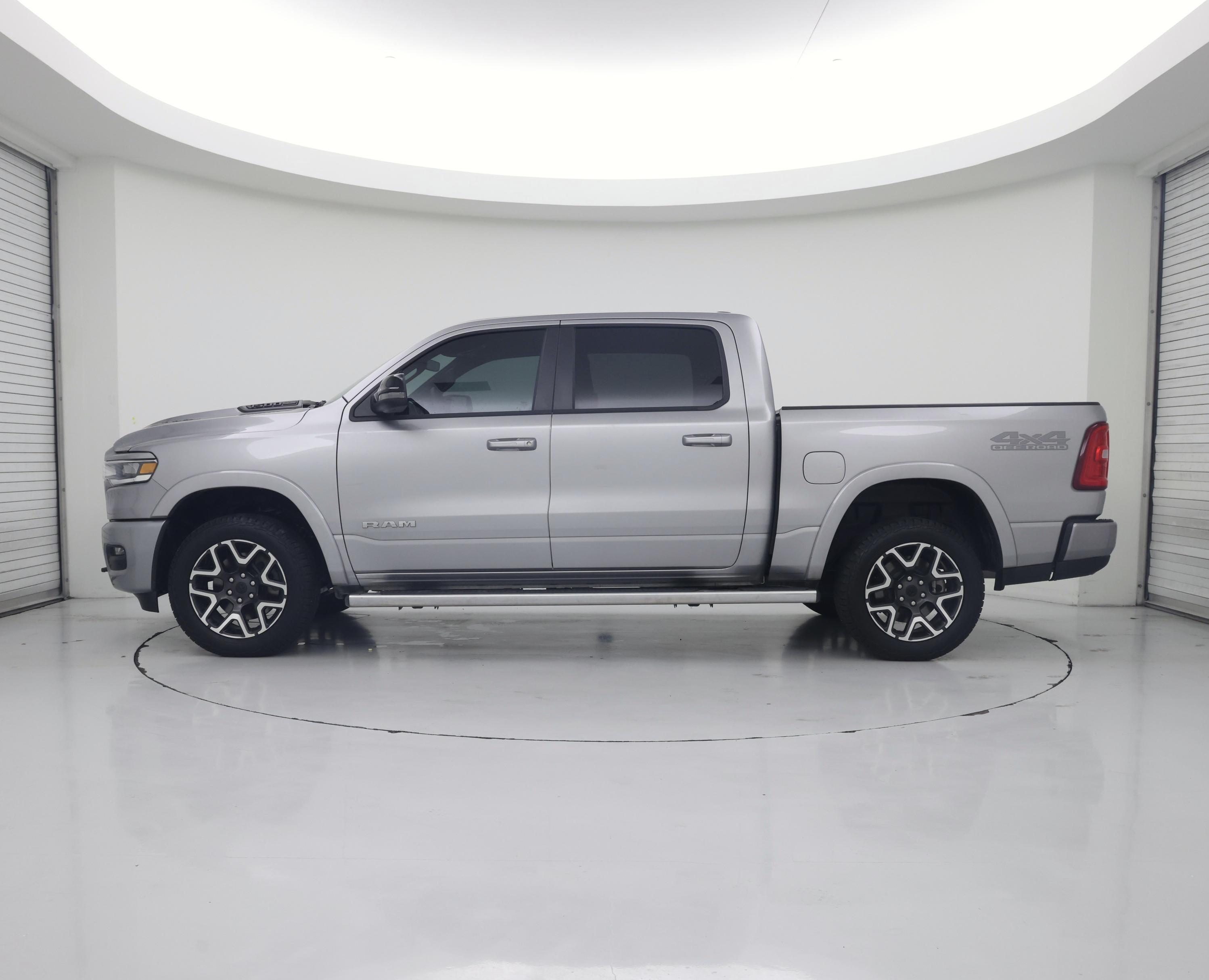 Thumbnail: 2025 RAM 1500 - 3