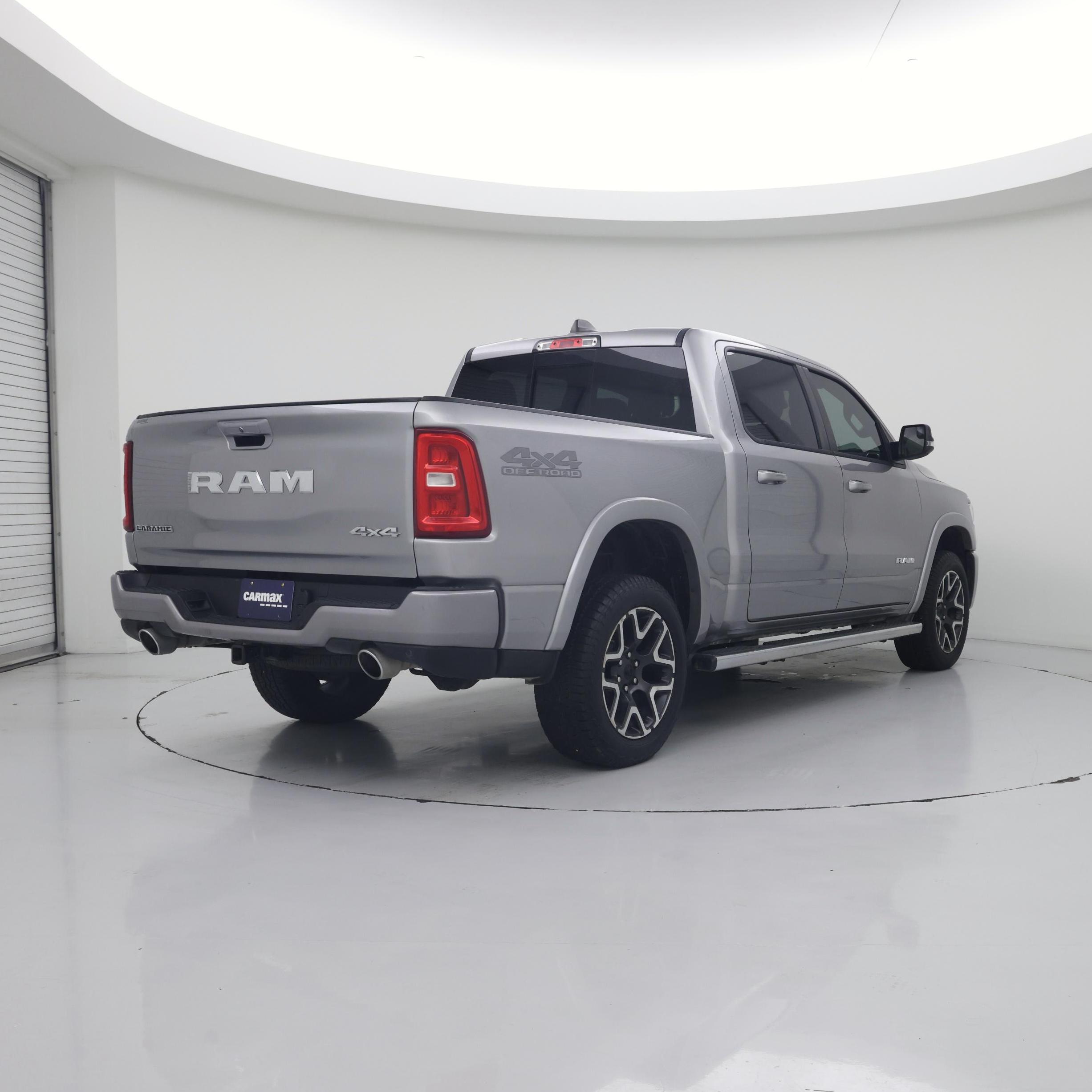 Thumbnail: 2025 RAM 1500 - 8