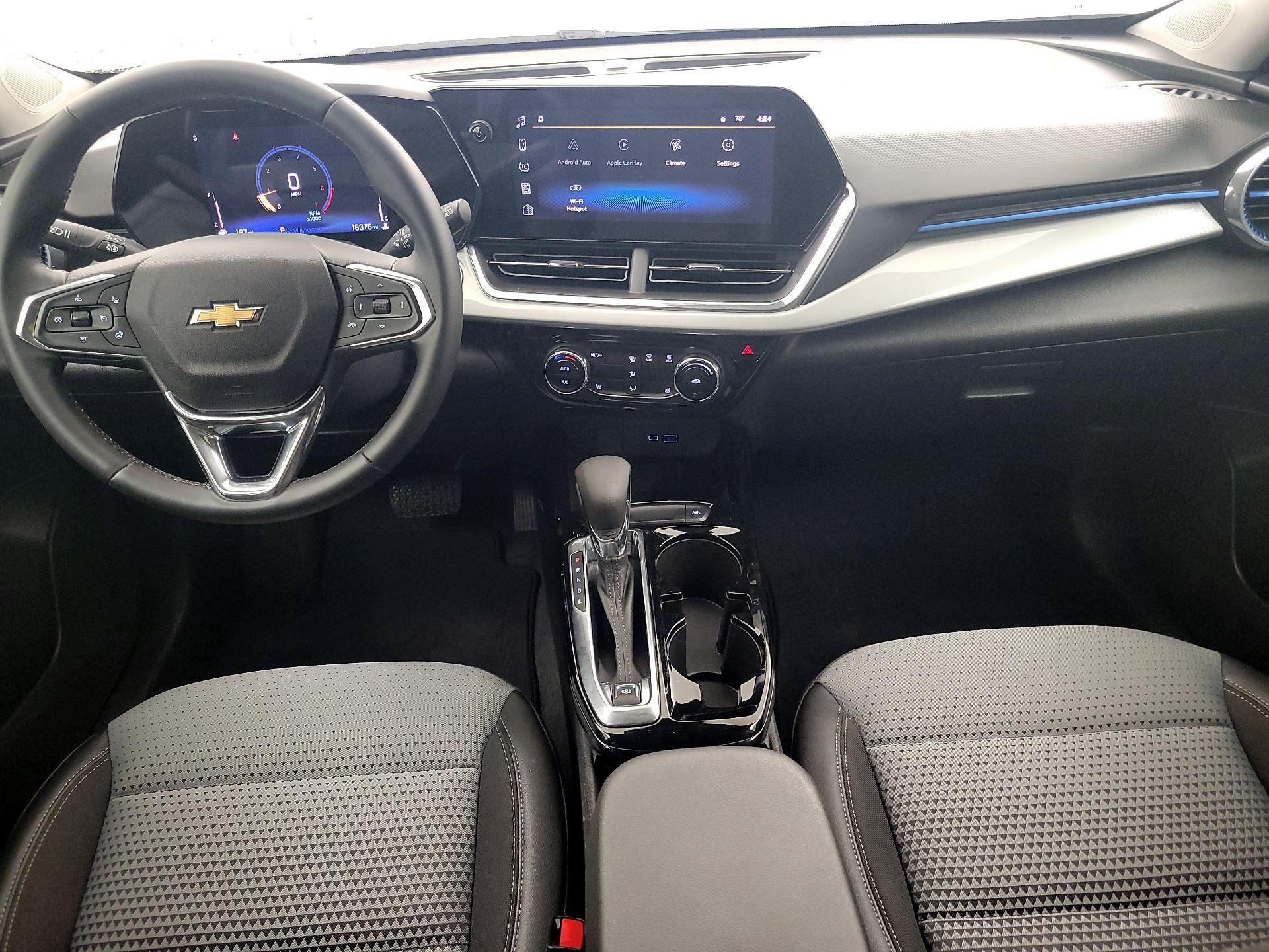 Thumbnail: 2025 Chevrolet Trax - 9