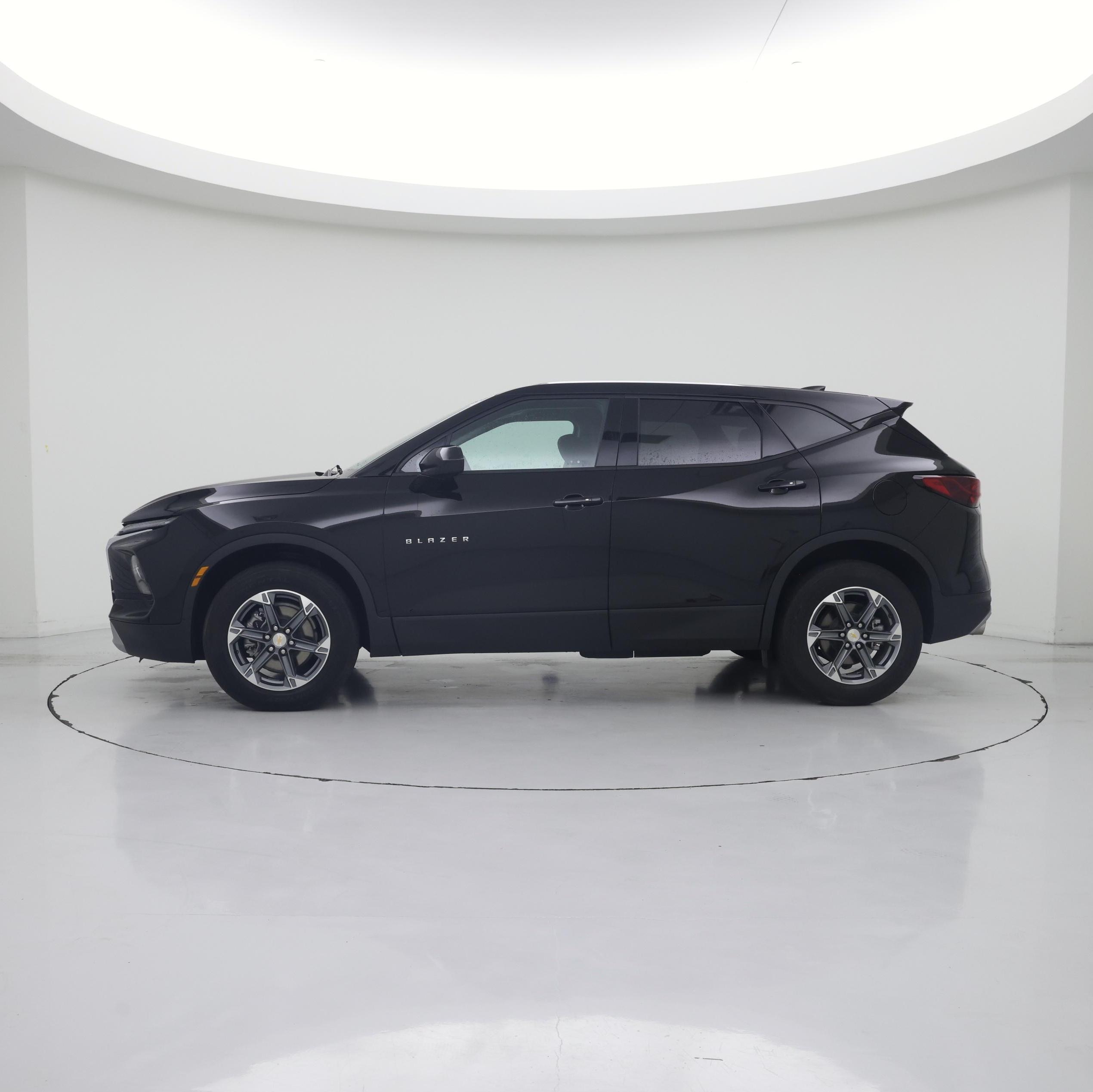 Thumbnail: 2025 Chevrolet Blazer - 3