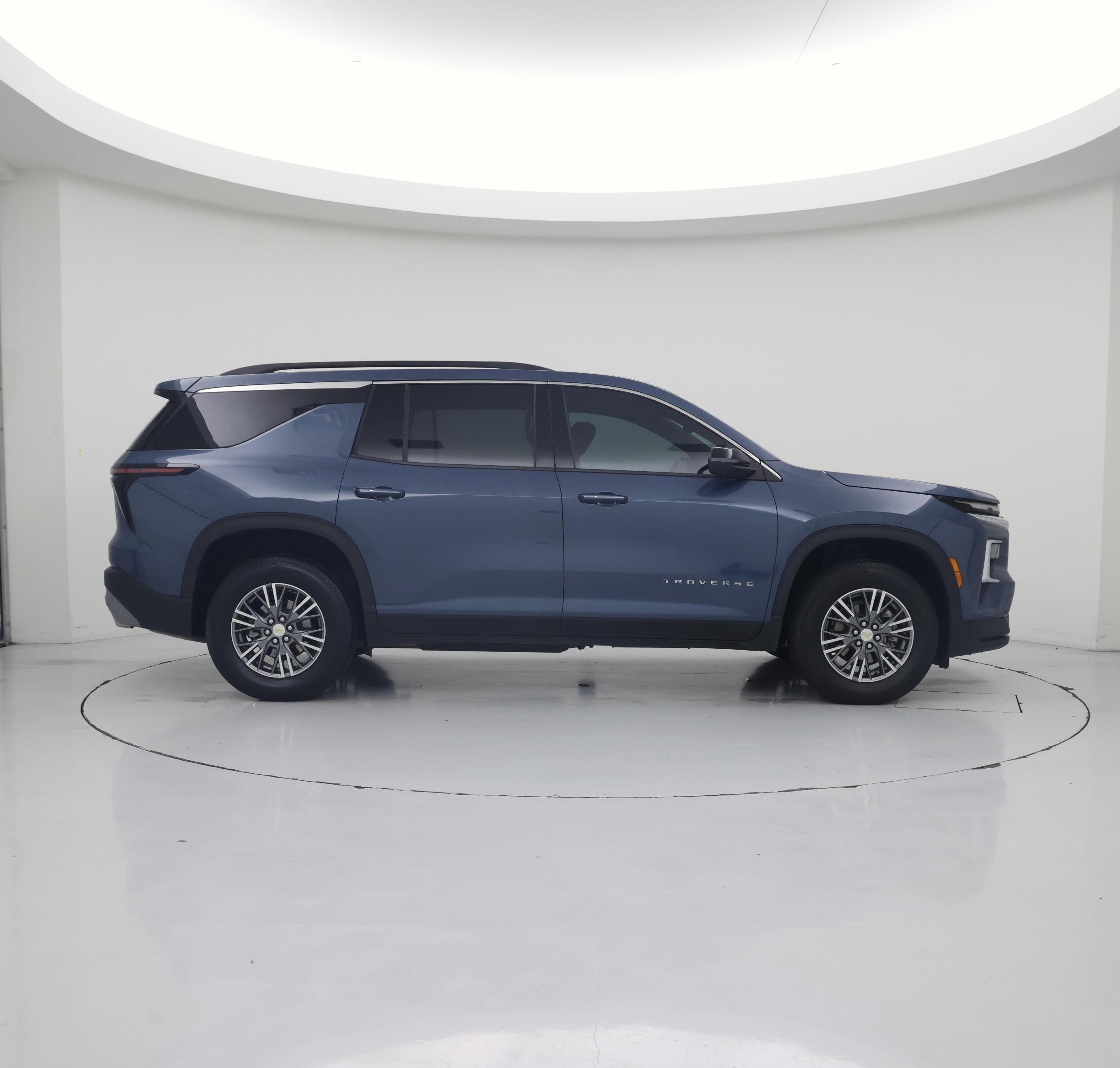 Thumbnail: 2025 Chevrolet Traverse - 7