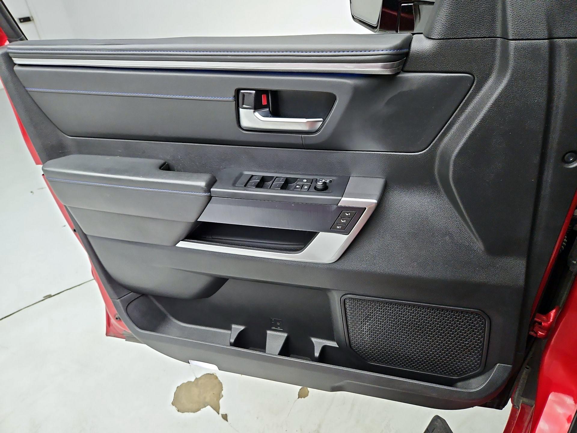 Thumbnail: 2023 Toyota Sequoia - 12