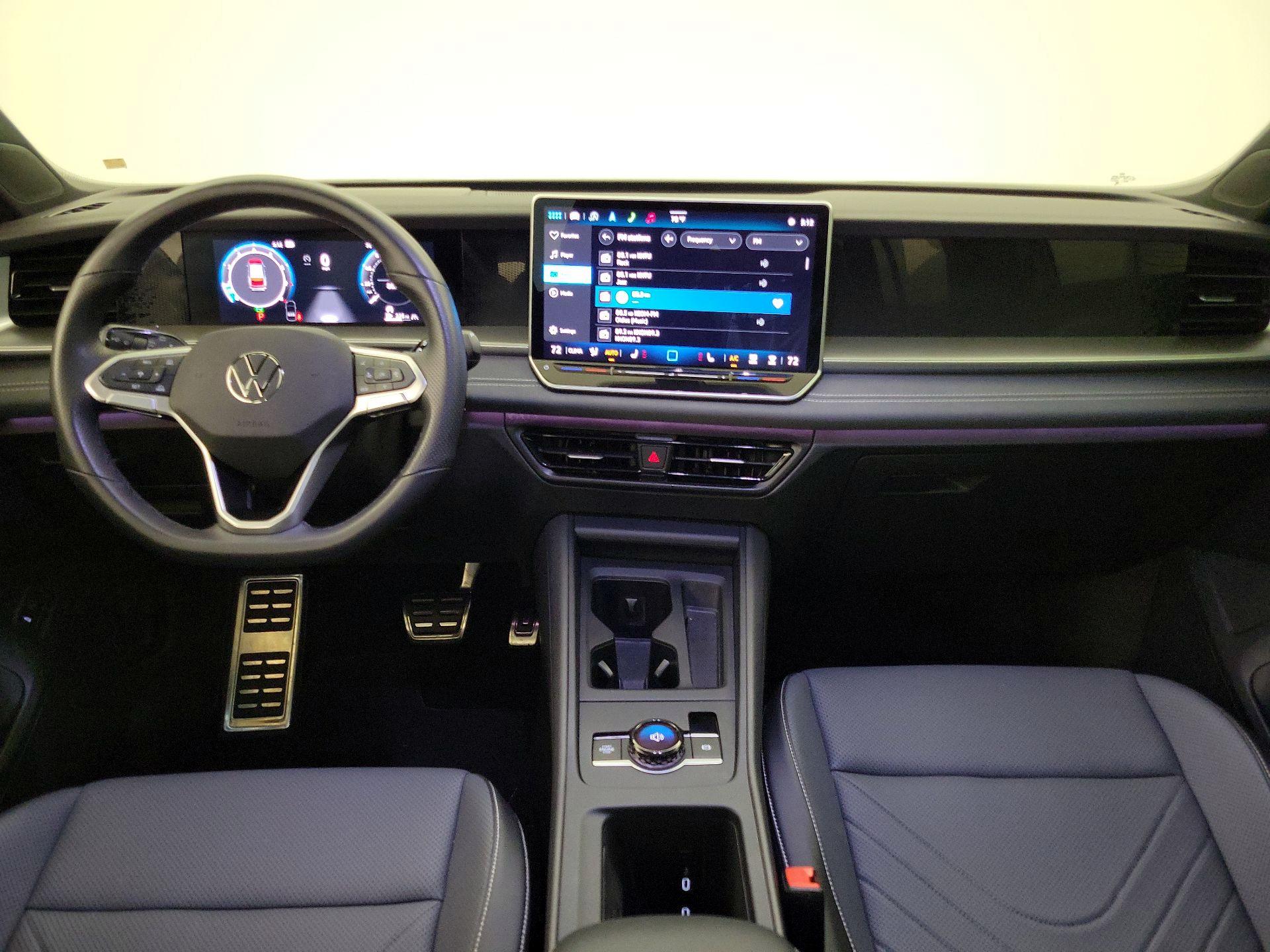 Thumbnail: 2025 Volkswagen Tiguan - 9
