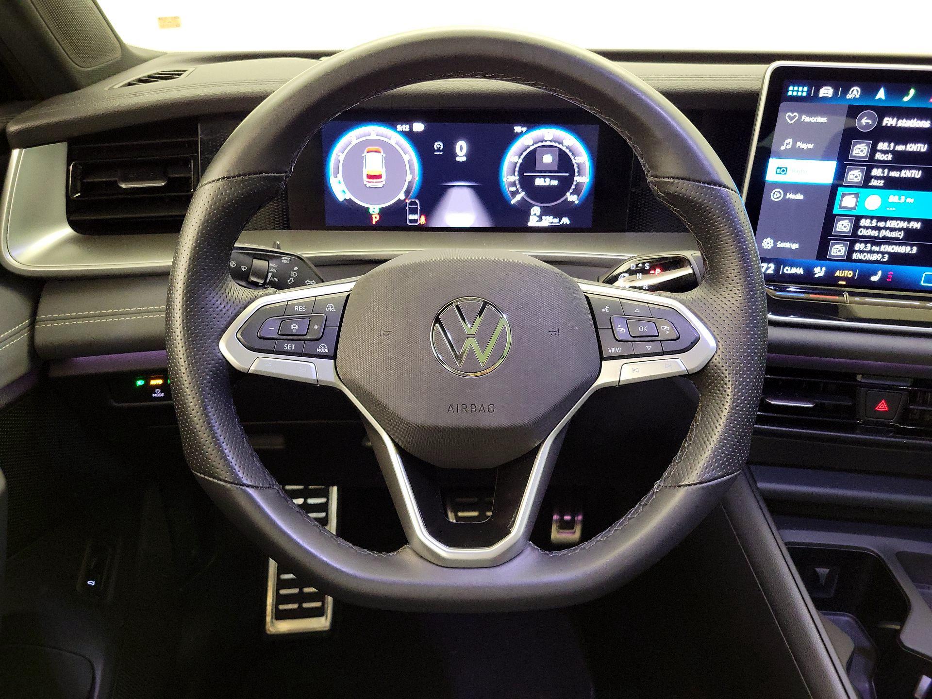 Thumbnail: 2025 Volkswagen Tiguan - 10