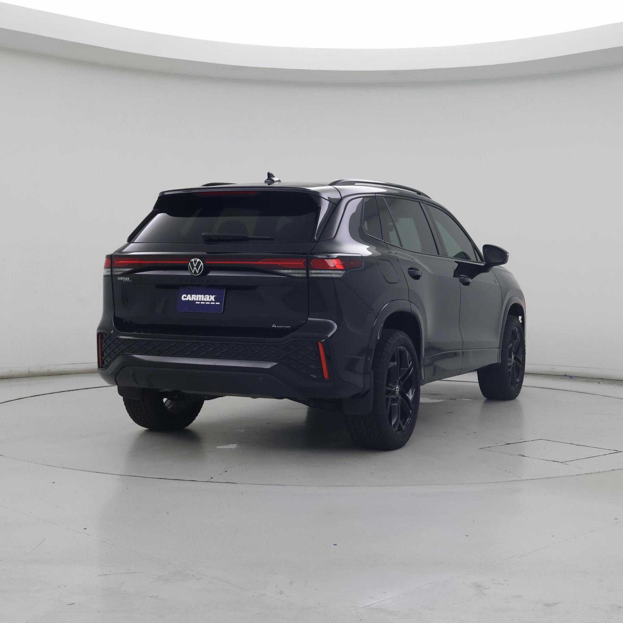 Thumbnail: 2025 Volkswagen Tiguan - 8