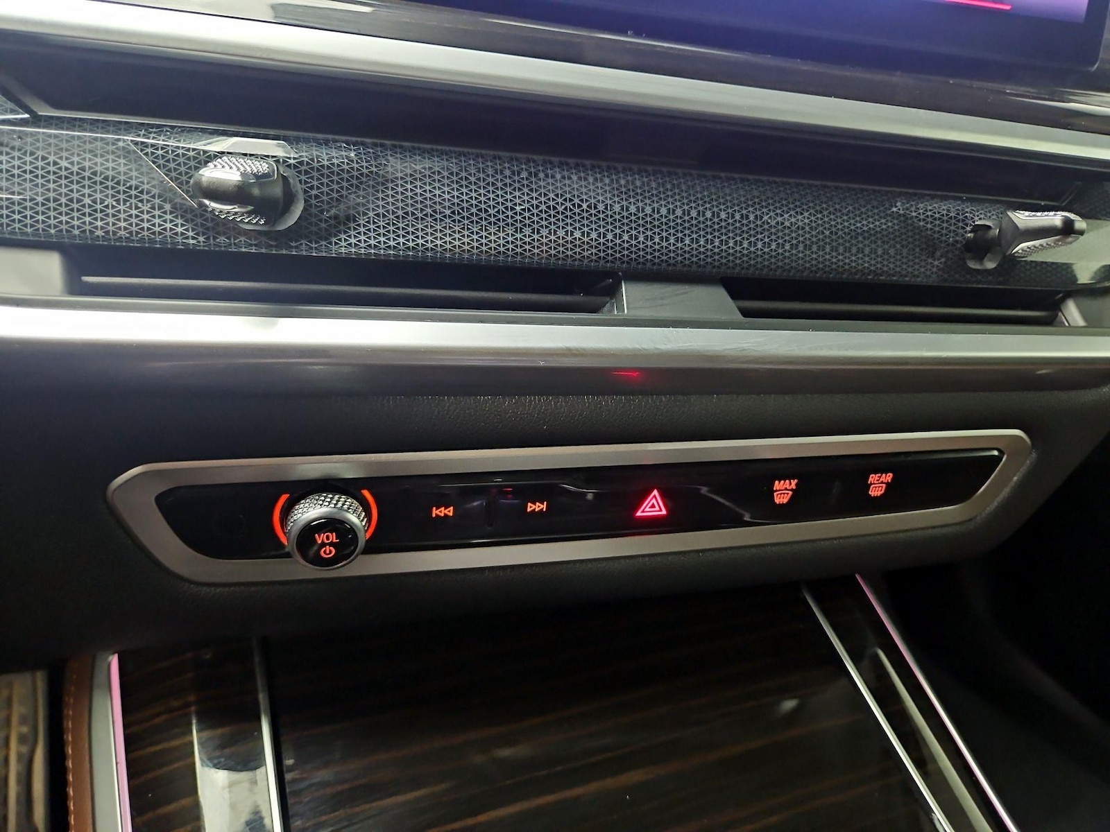 2024 BMW X5 40i - Photo 18
