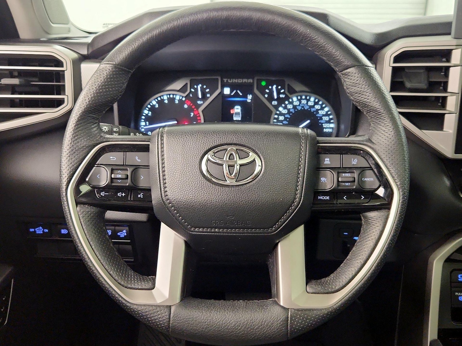 2023 Toyota Tundra Limited - Photo 11