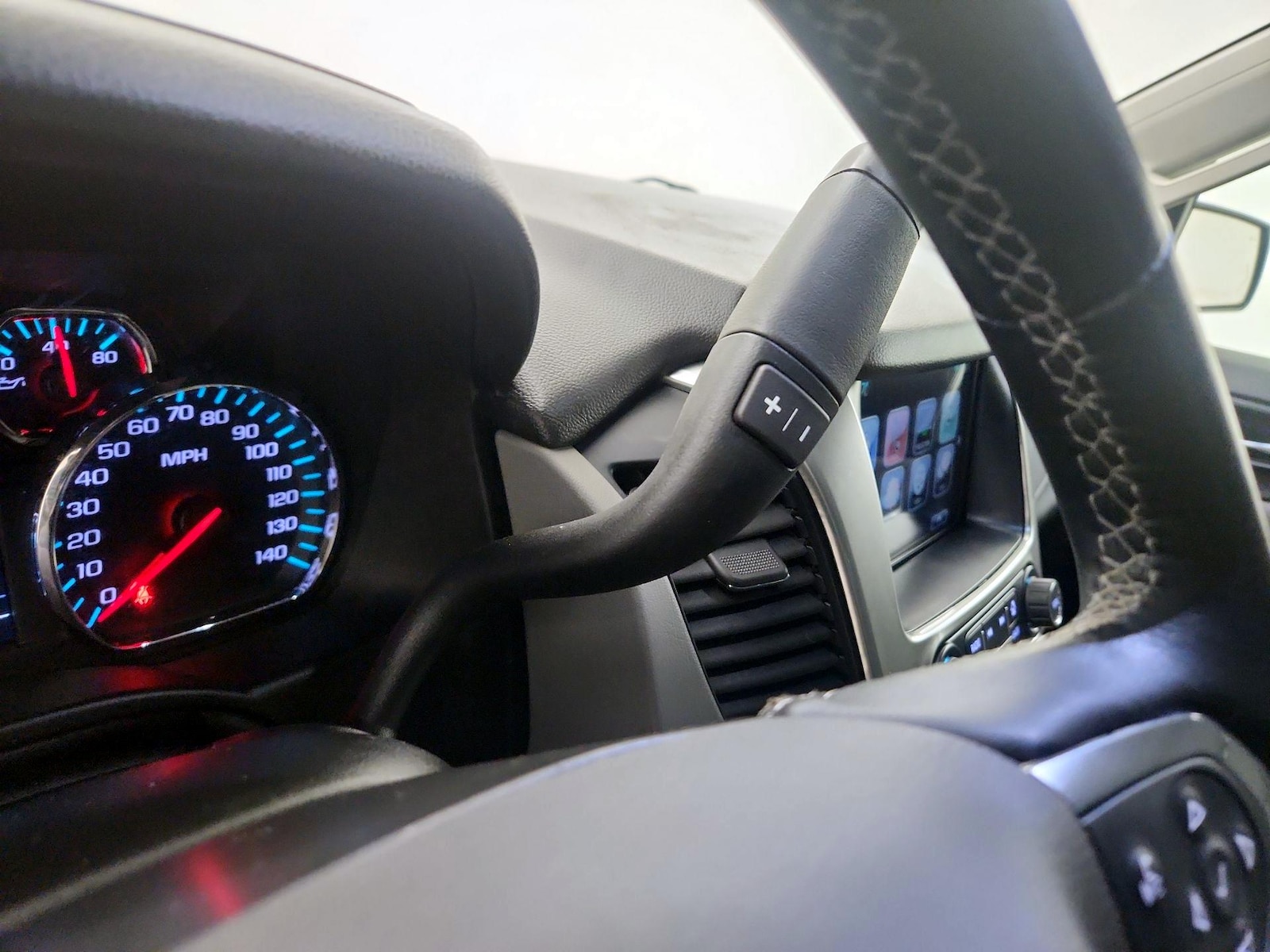 2019 Chevrolet Tahoe LT - Photo 19