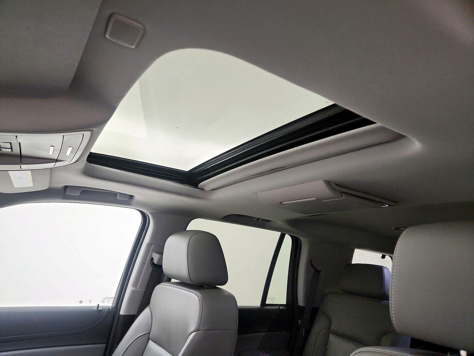 2019 Chevrolet Tahoe LT - Photo 21