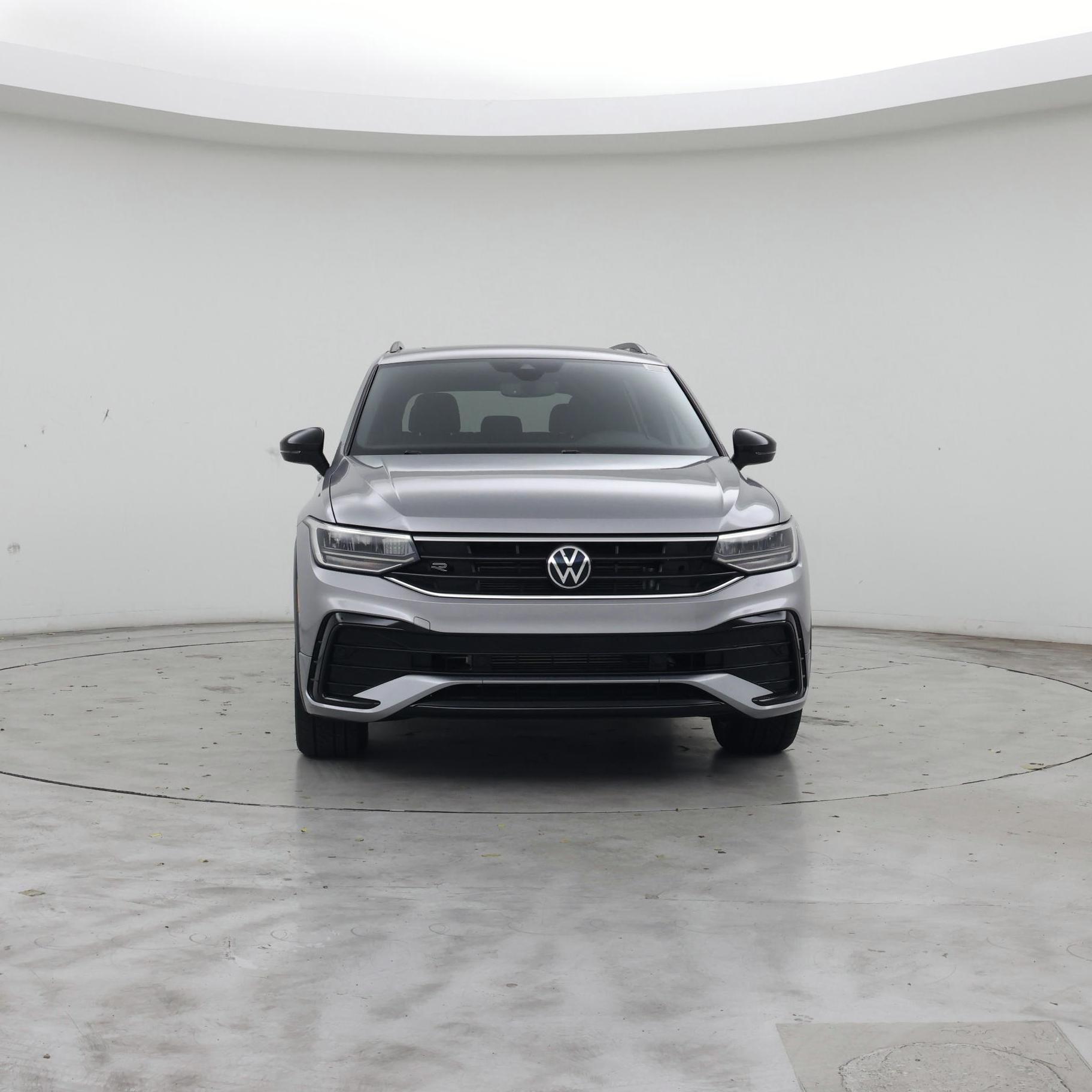 Thumbnail: 2023 Volkswagen Tiguan - 5