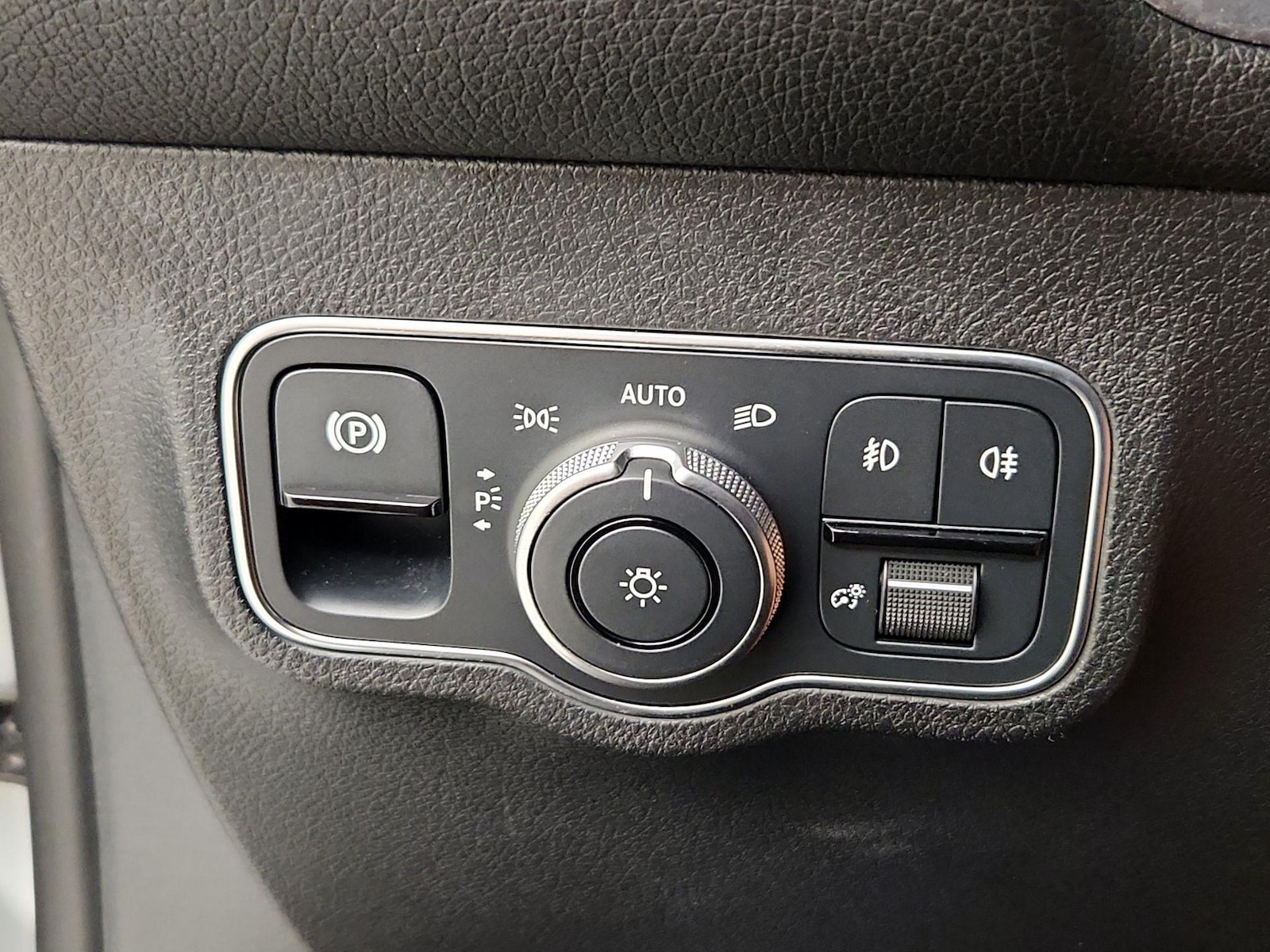 2023 Mercedes-Benz GLB250, photo 14