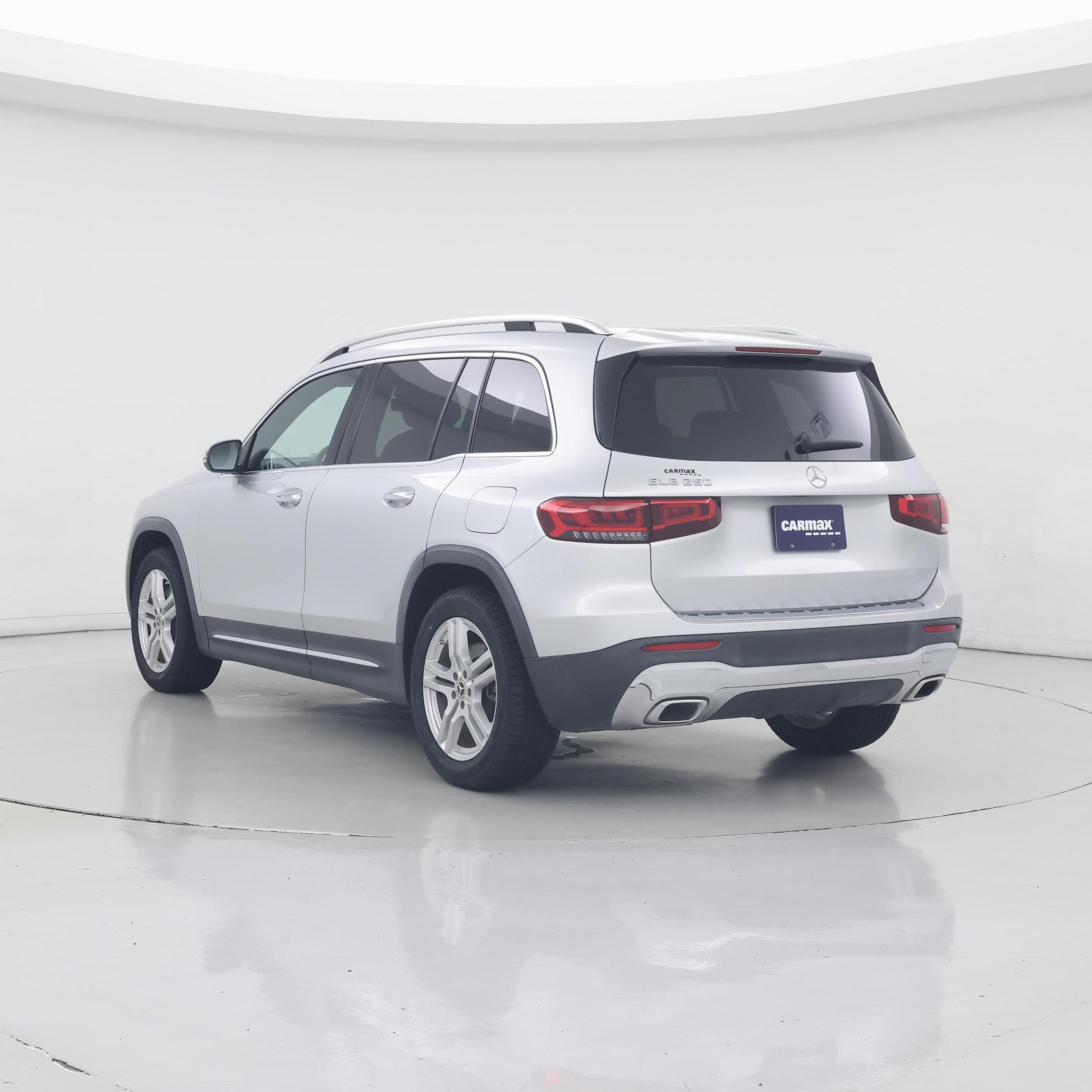 Thumbnail: 2023 Mercedes-Benz GLB - 2