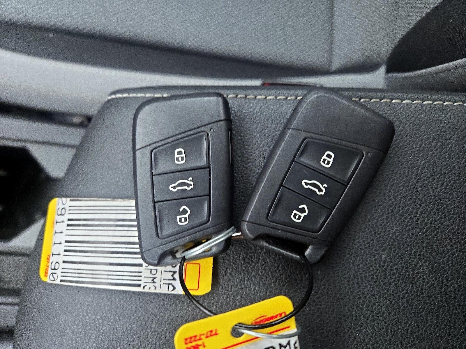 2023 Volkswagen Taos S - Photo 23