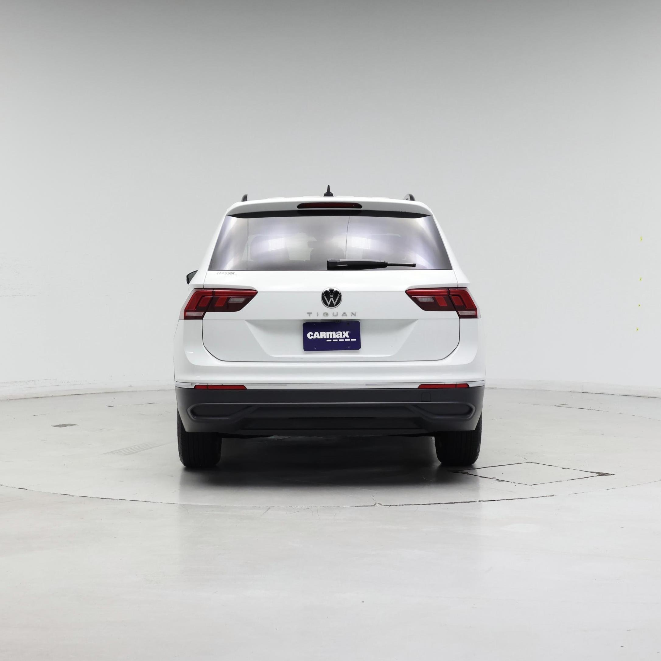 Thumbnail: 2024 Volkswagen Tiguan - 6