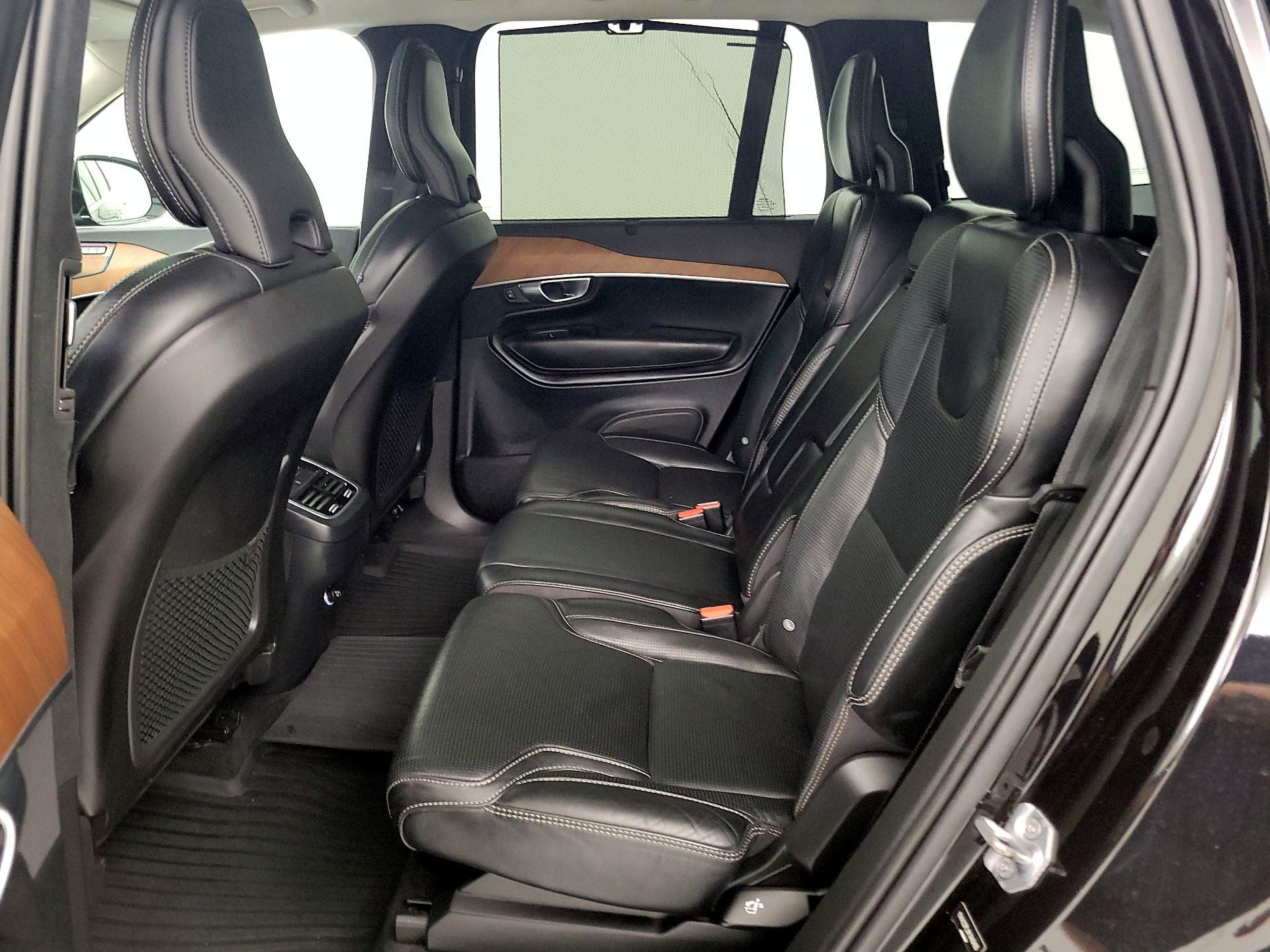 Thumbnail: 2019 Volvo XC90 - 20