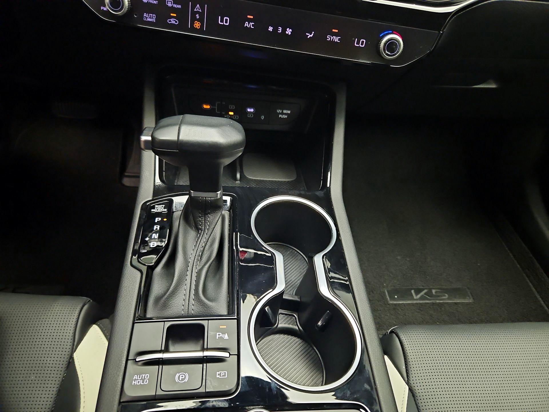 Thumbnail: 2026 Kia K5 - 16