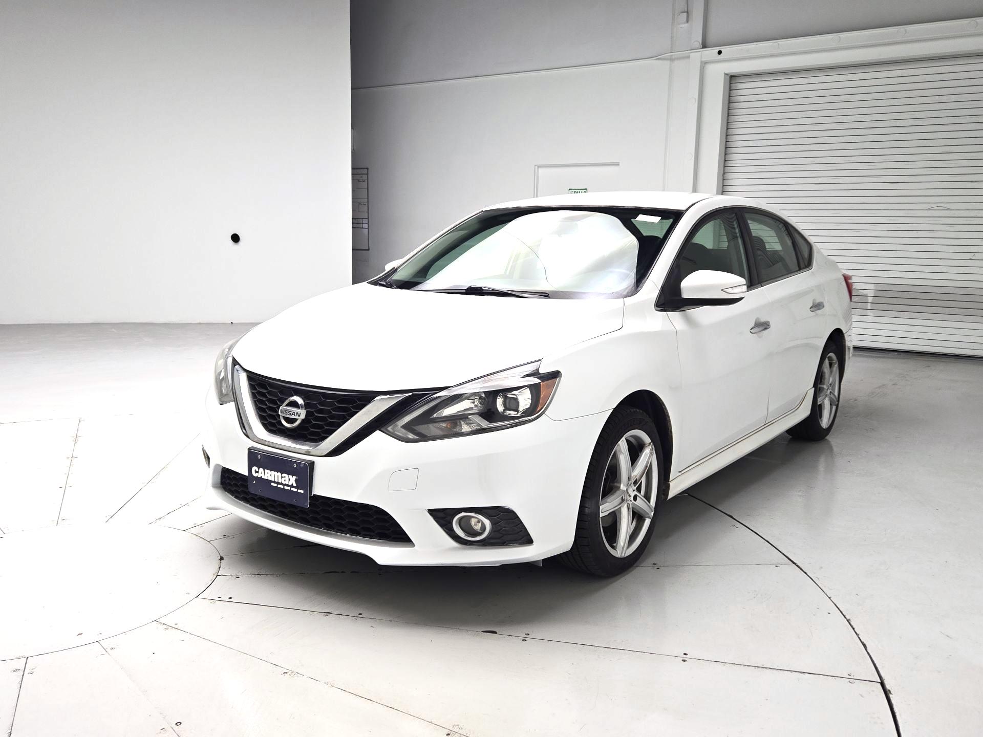 Thumbnail: 2016 Nissan Sentra - 3