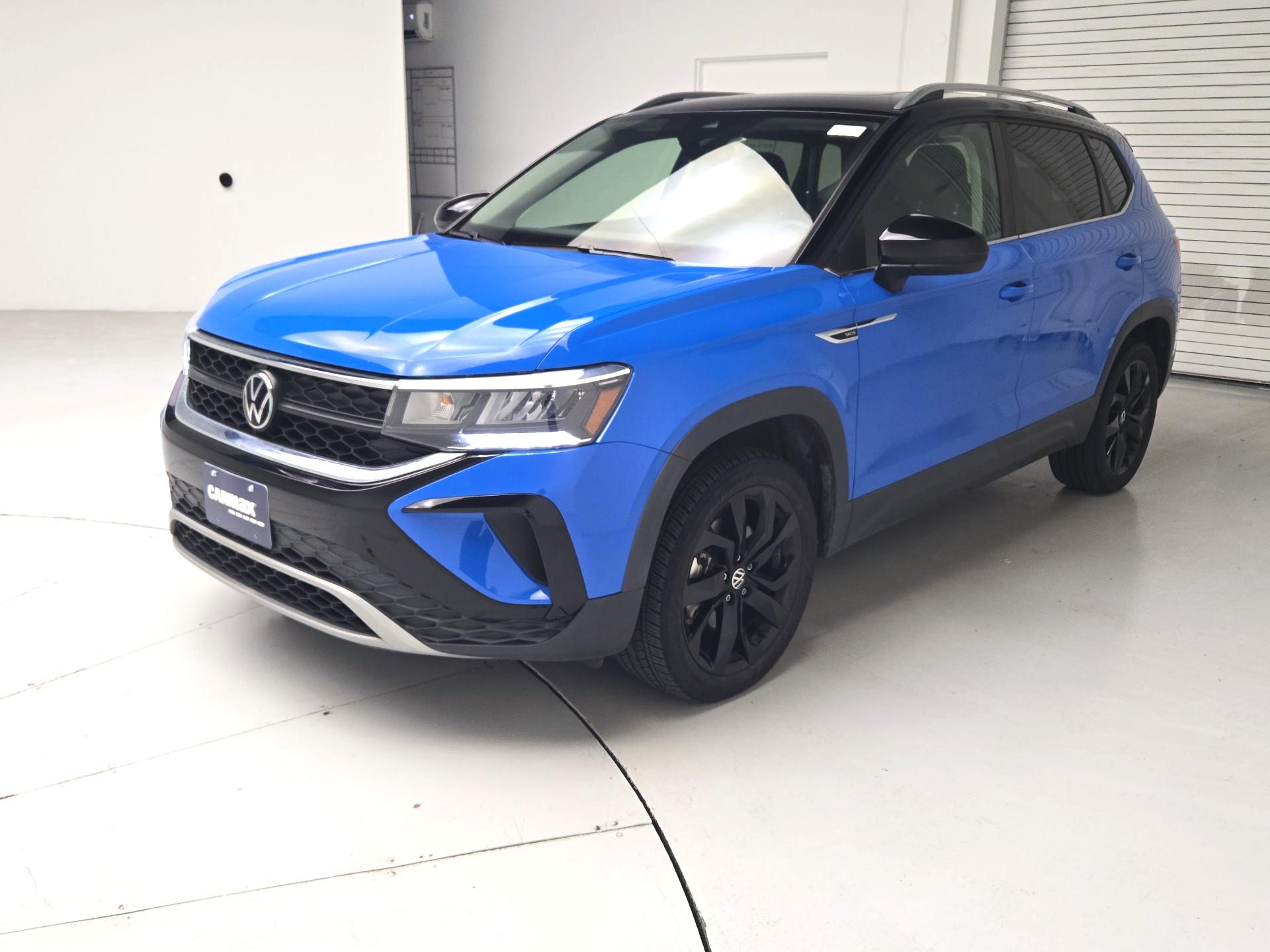 Thumbnail: 2023 Volkswagen Taos - 3