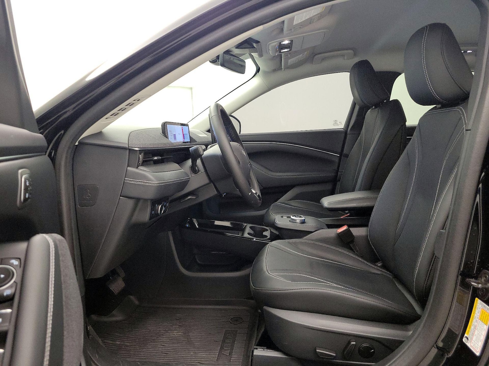 2024 Ford Mustang Mach-E Premium RWD - Photo 12