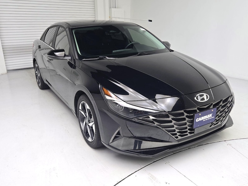 2022 Hyundai Elantra Limited