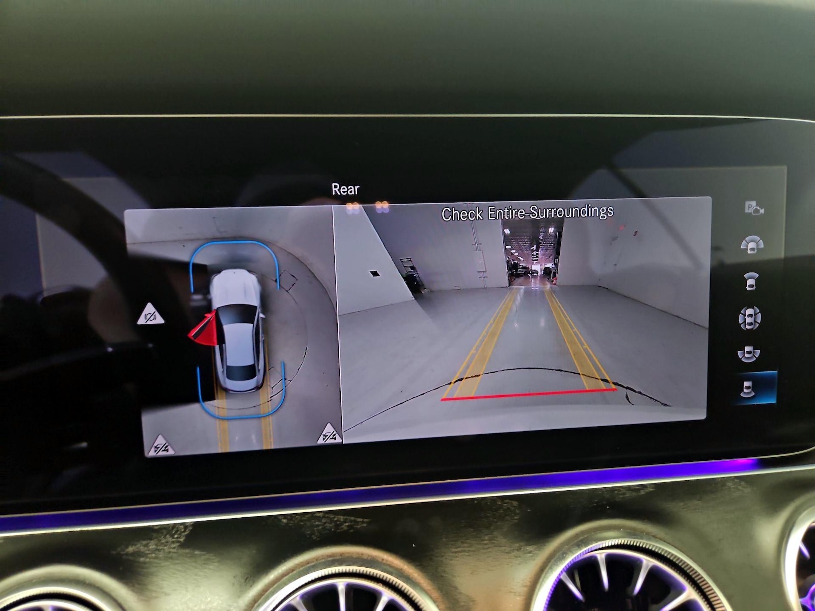 2022 Mercedes-Benz E-Class E450 - Photo 16