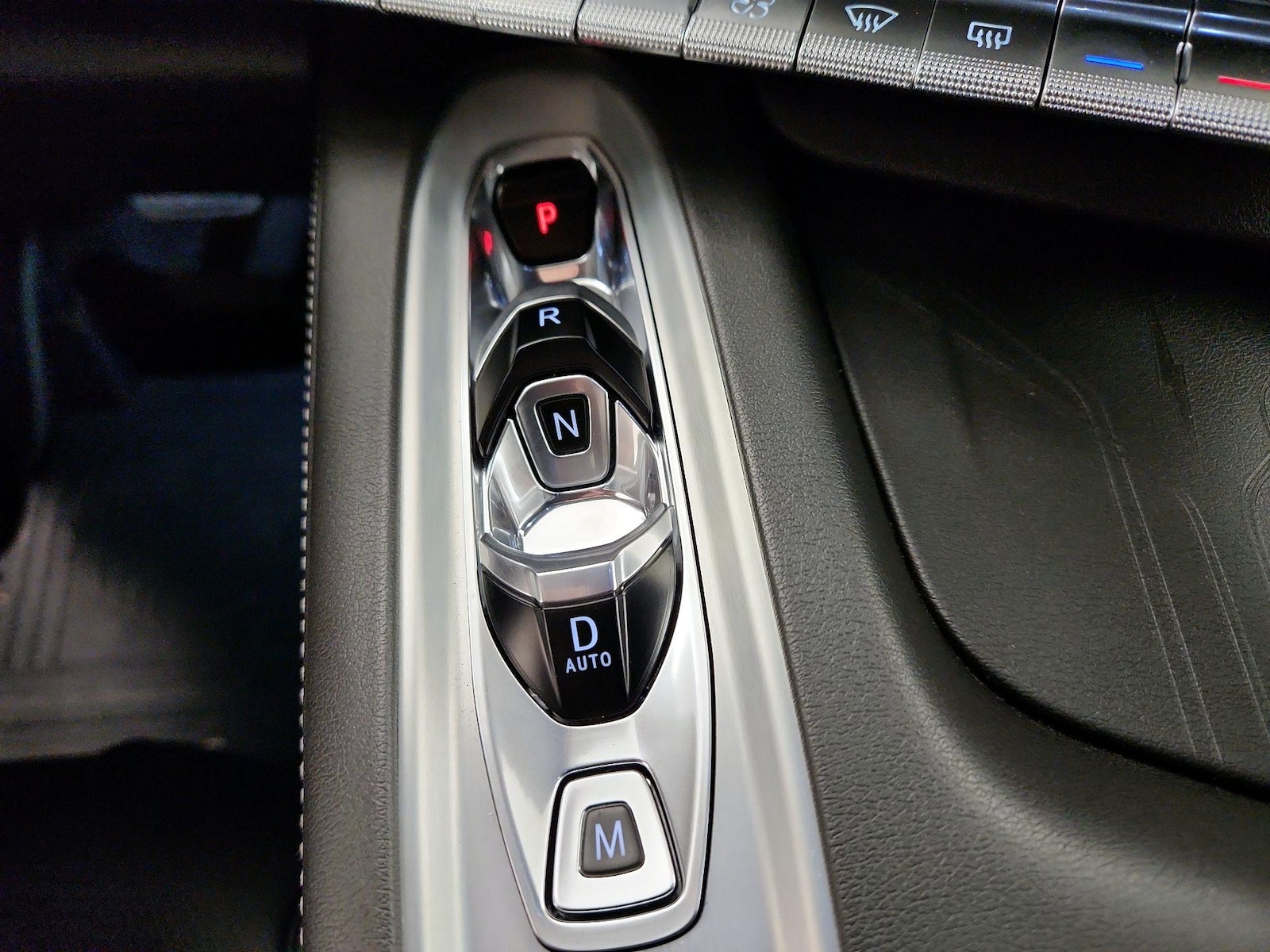 2026 Chevrolet Corvette 2LT - Photo 18