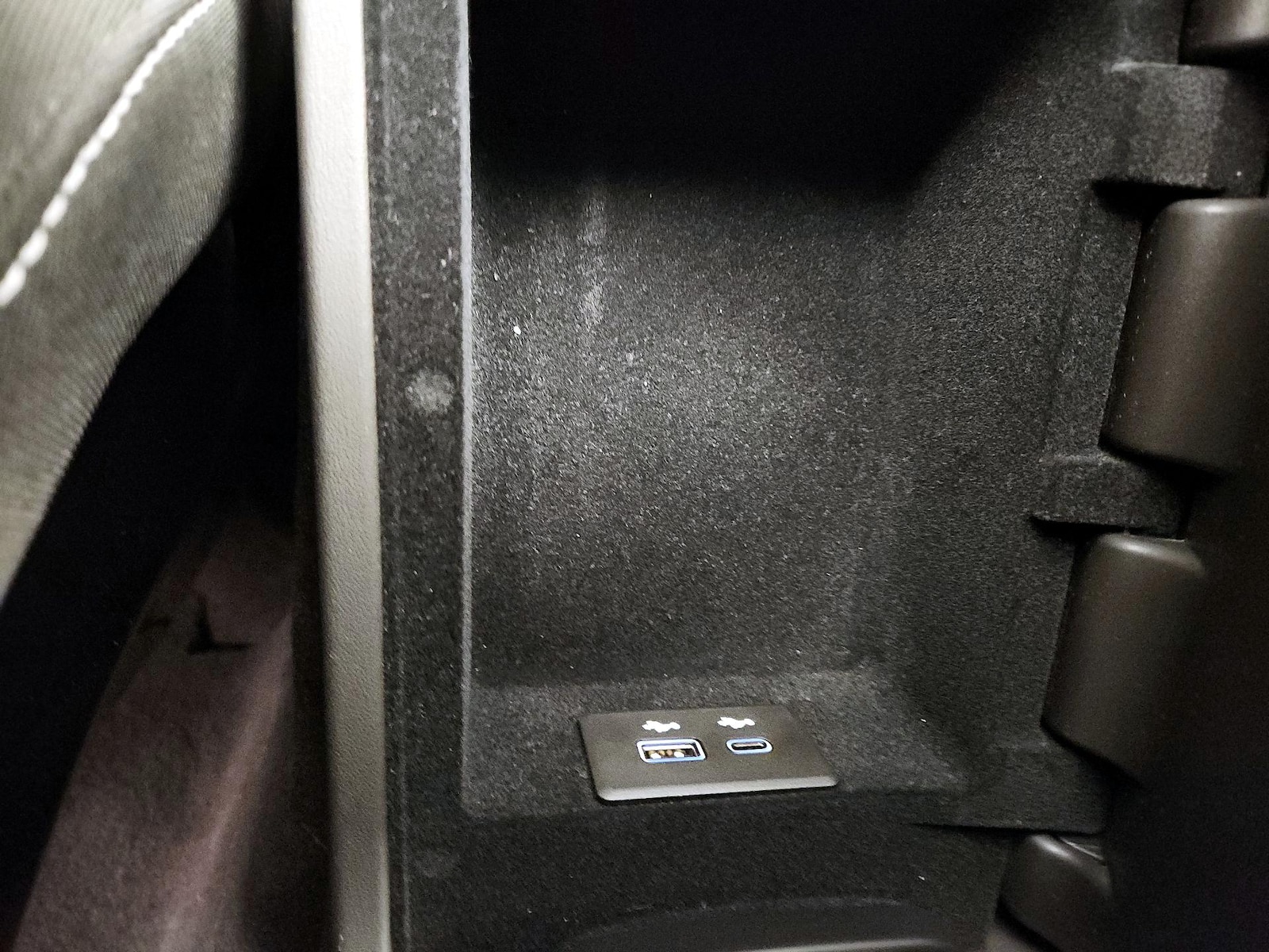 2026 Chevrolet Corvette 2LT - Photo 19