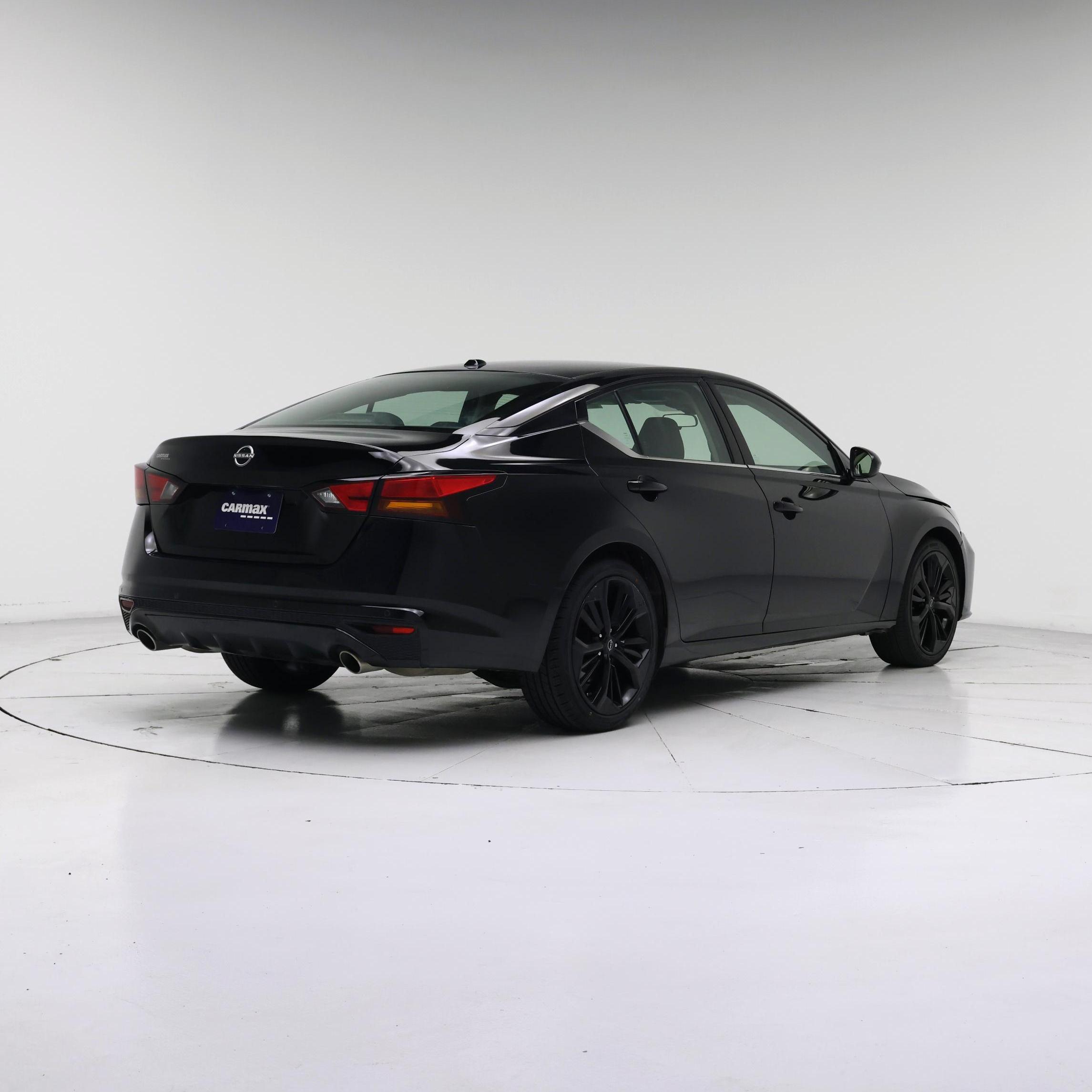 Thumbnail: 2023 Nissan Altima - 8