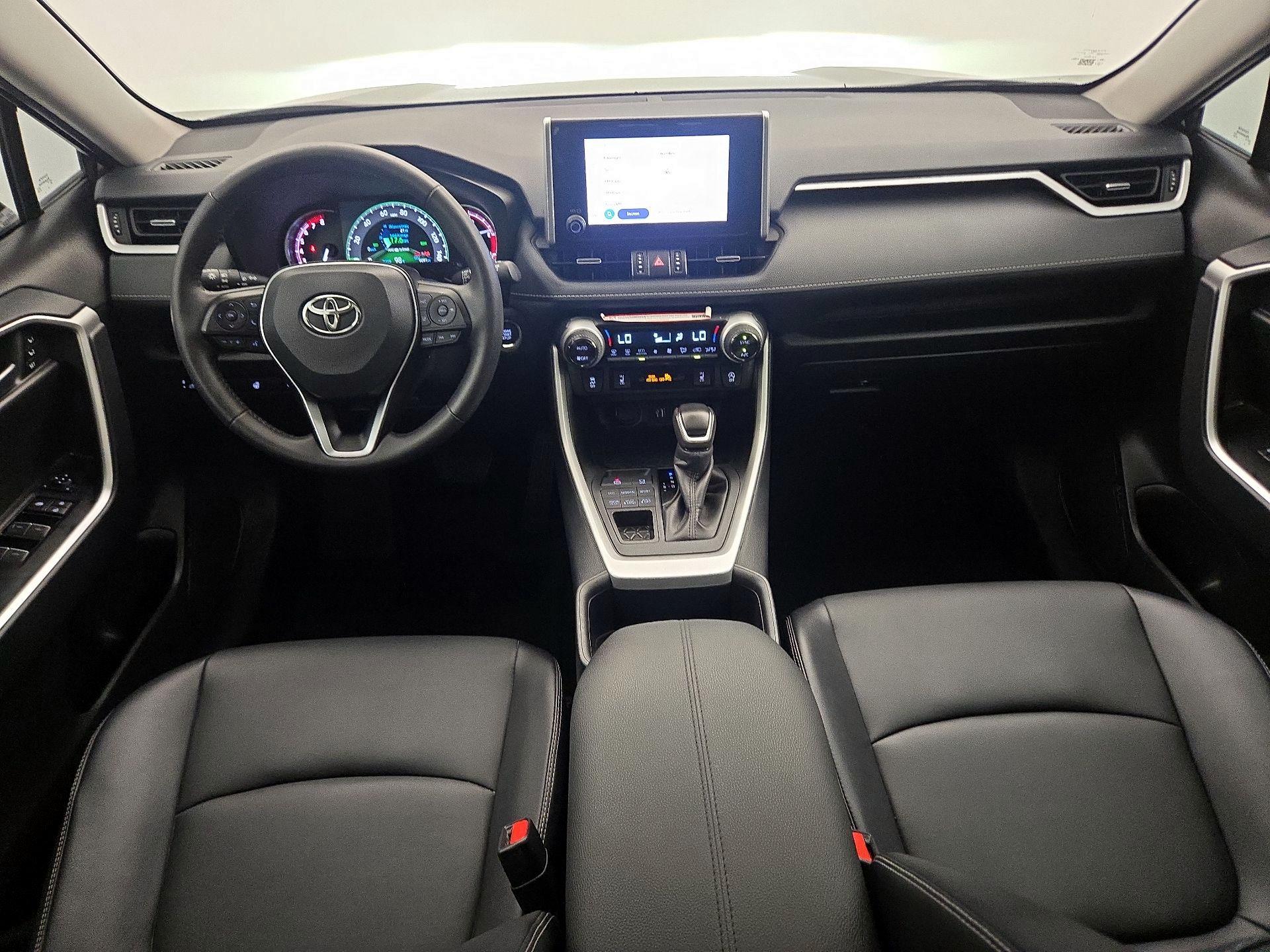 Thumbnail: 2025 Toyota RAV4 - 9