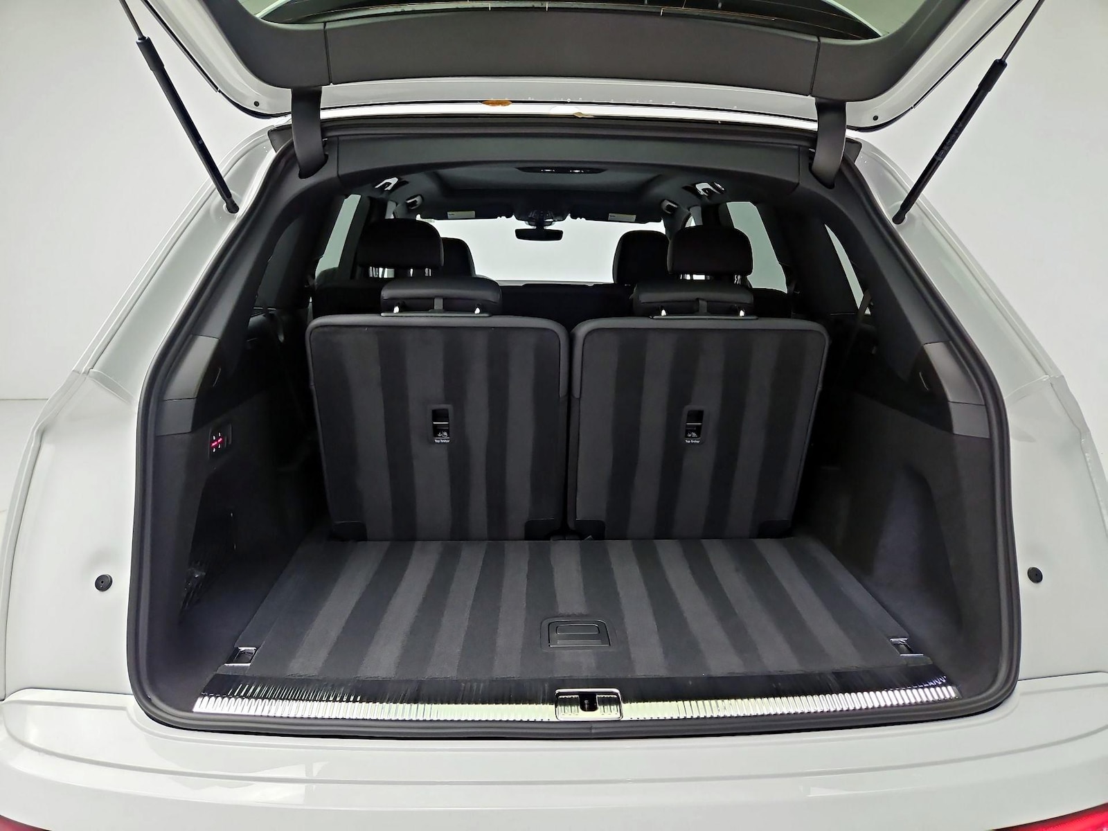 2026 Audi Q7 Premium - Photo 24