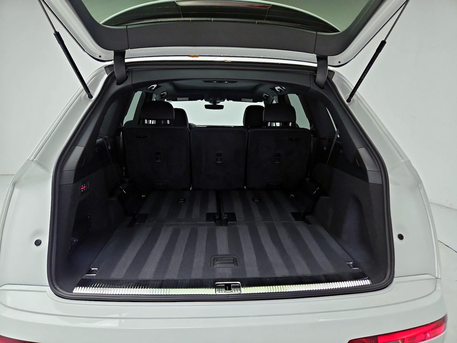 2026 Audi Q7 Premium - Photo 25