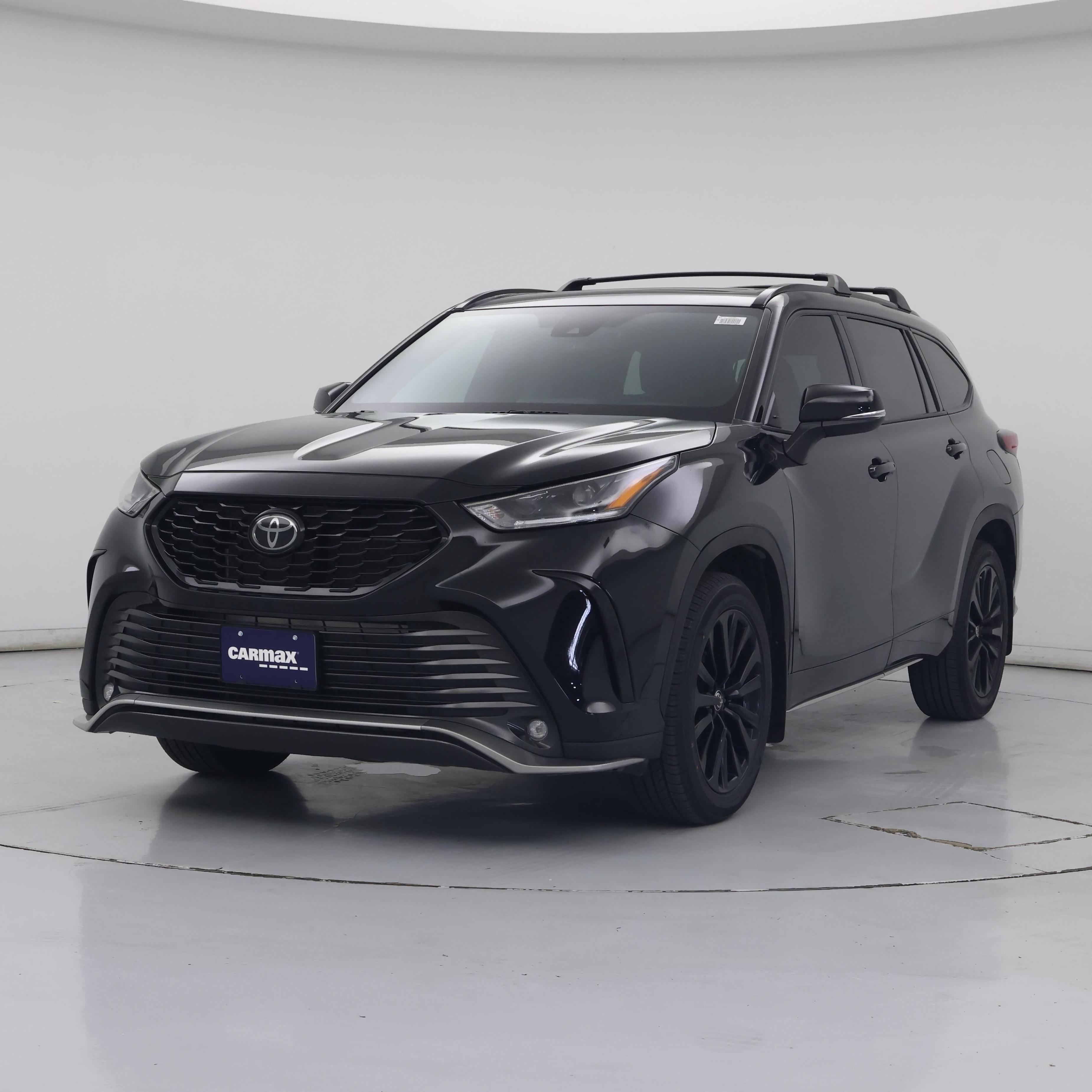 Thumbnail: 2023 Toyota Highlander - 4