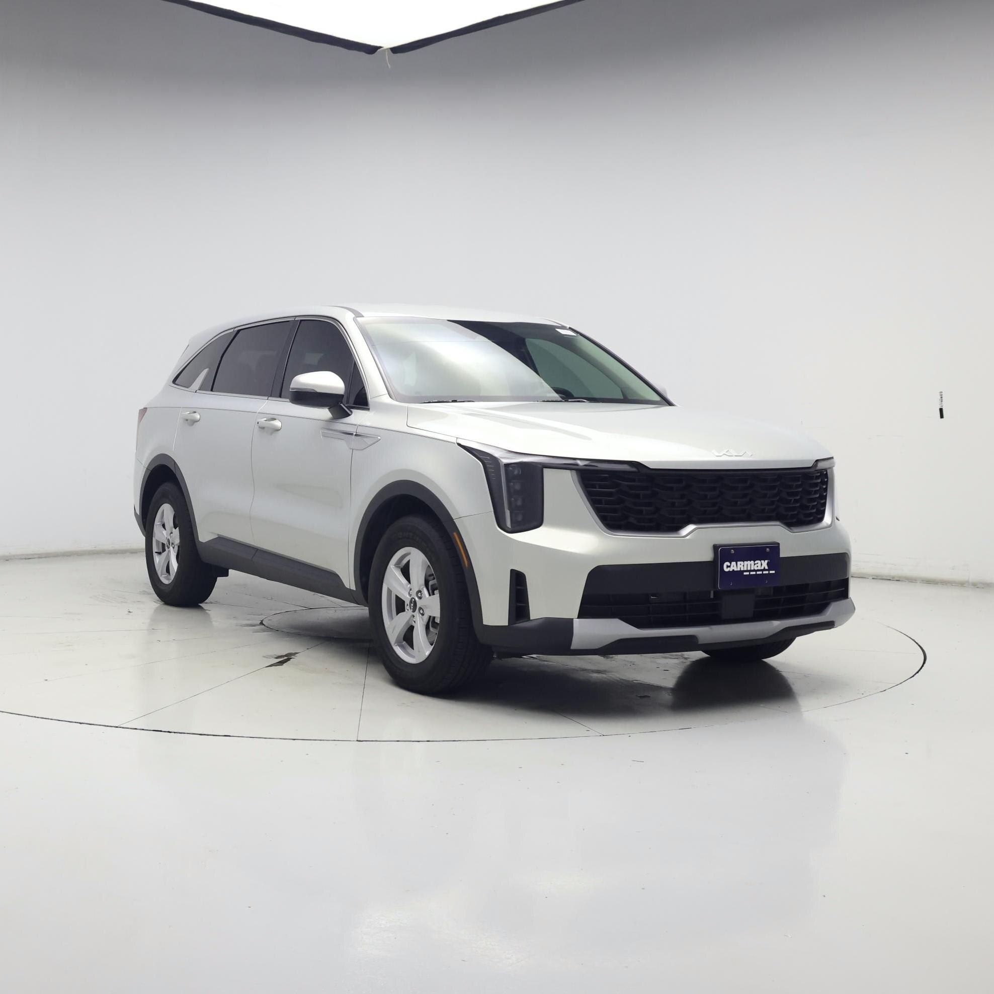 Silver 2026 Kia Sorento SUV / Crossover Front-Wheel Drive Automatic