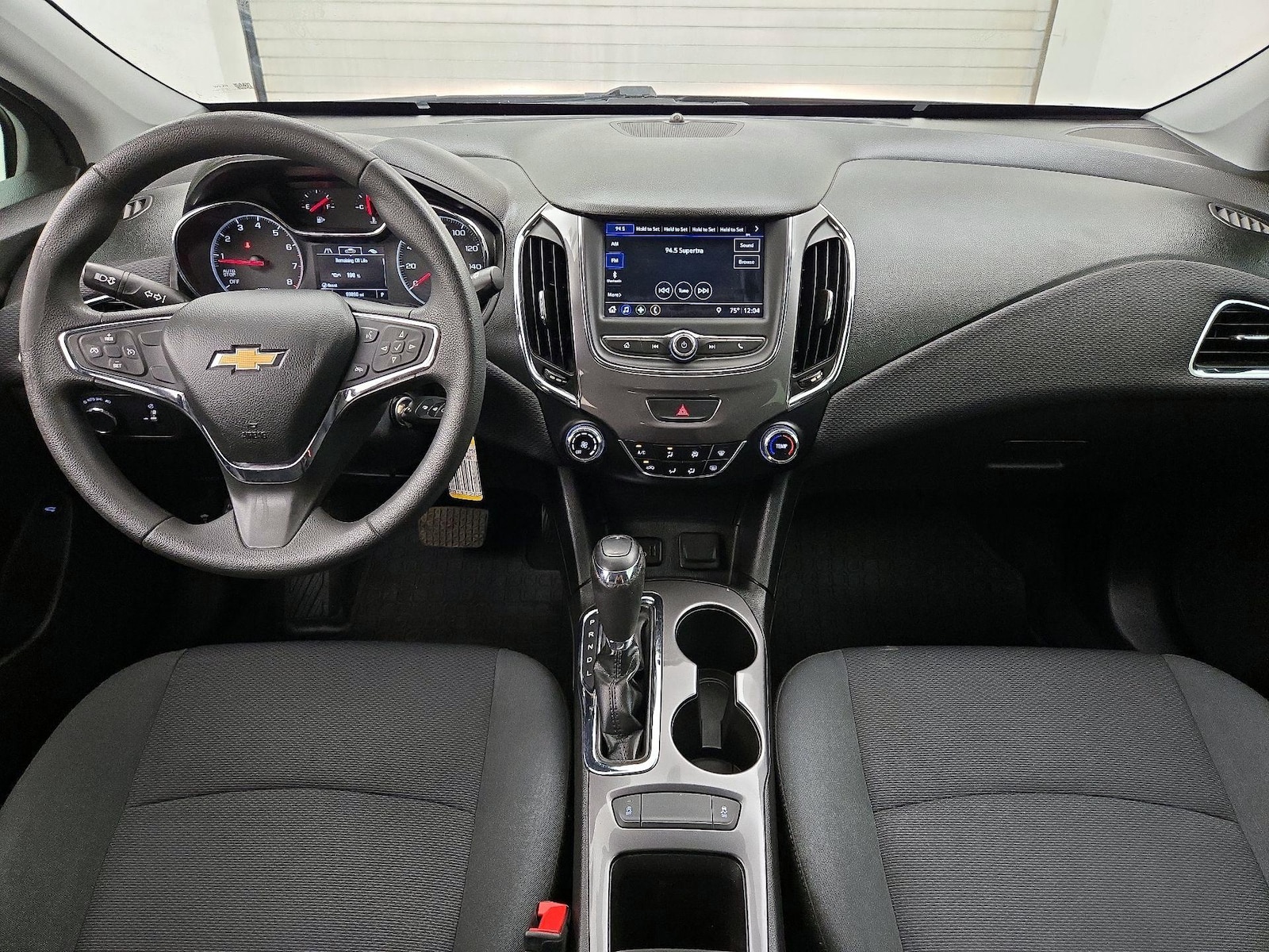 2019 Chevrolet Cruze LS - Photo 10