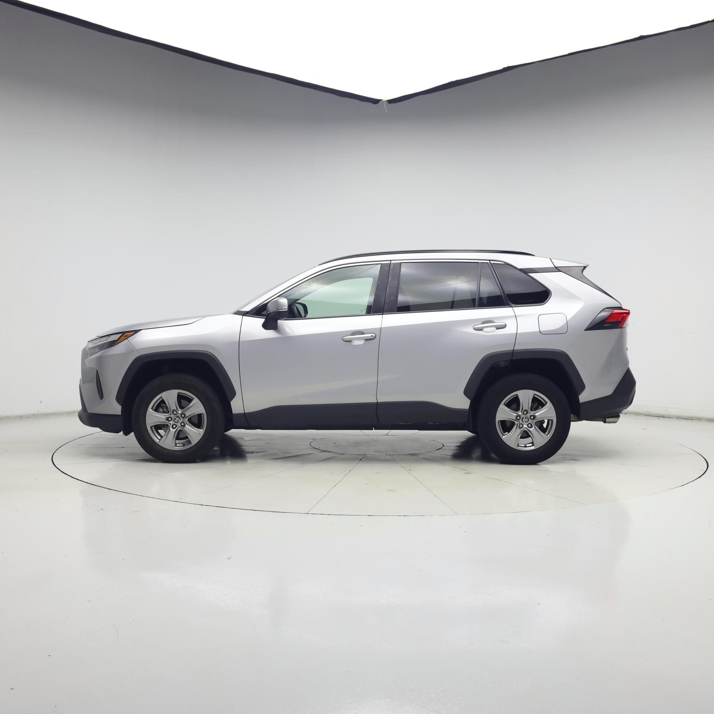 Thumbnail: 2024 Toyota RAV4 - 3
