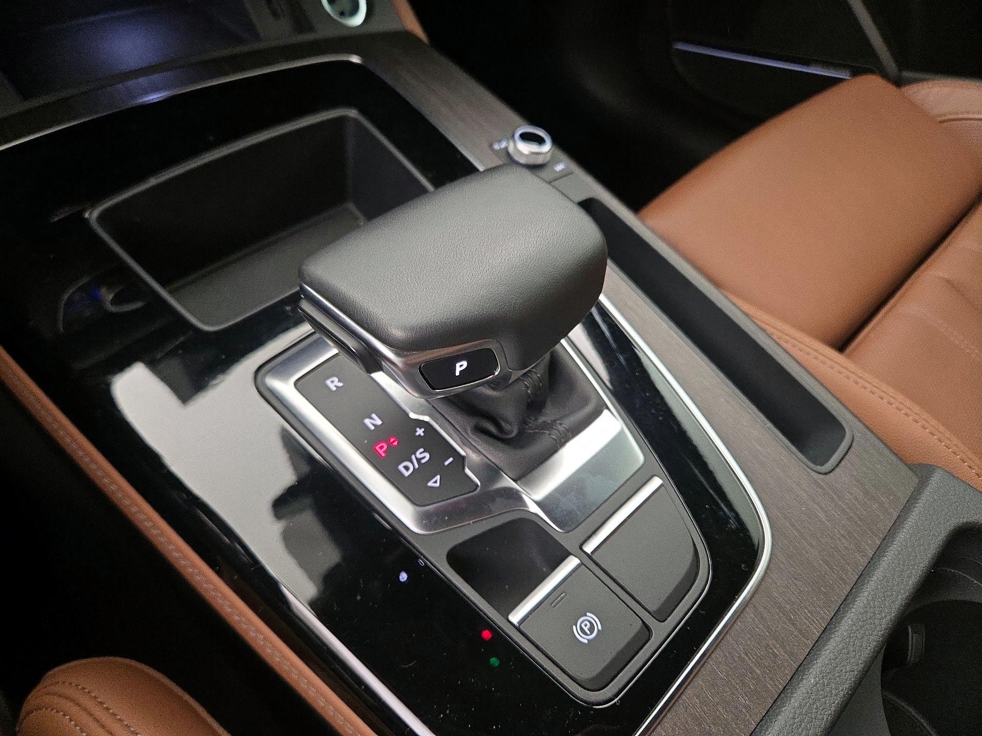 Thumbnail: 2025 Audi Q5 - 18