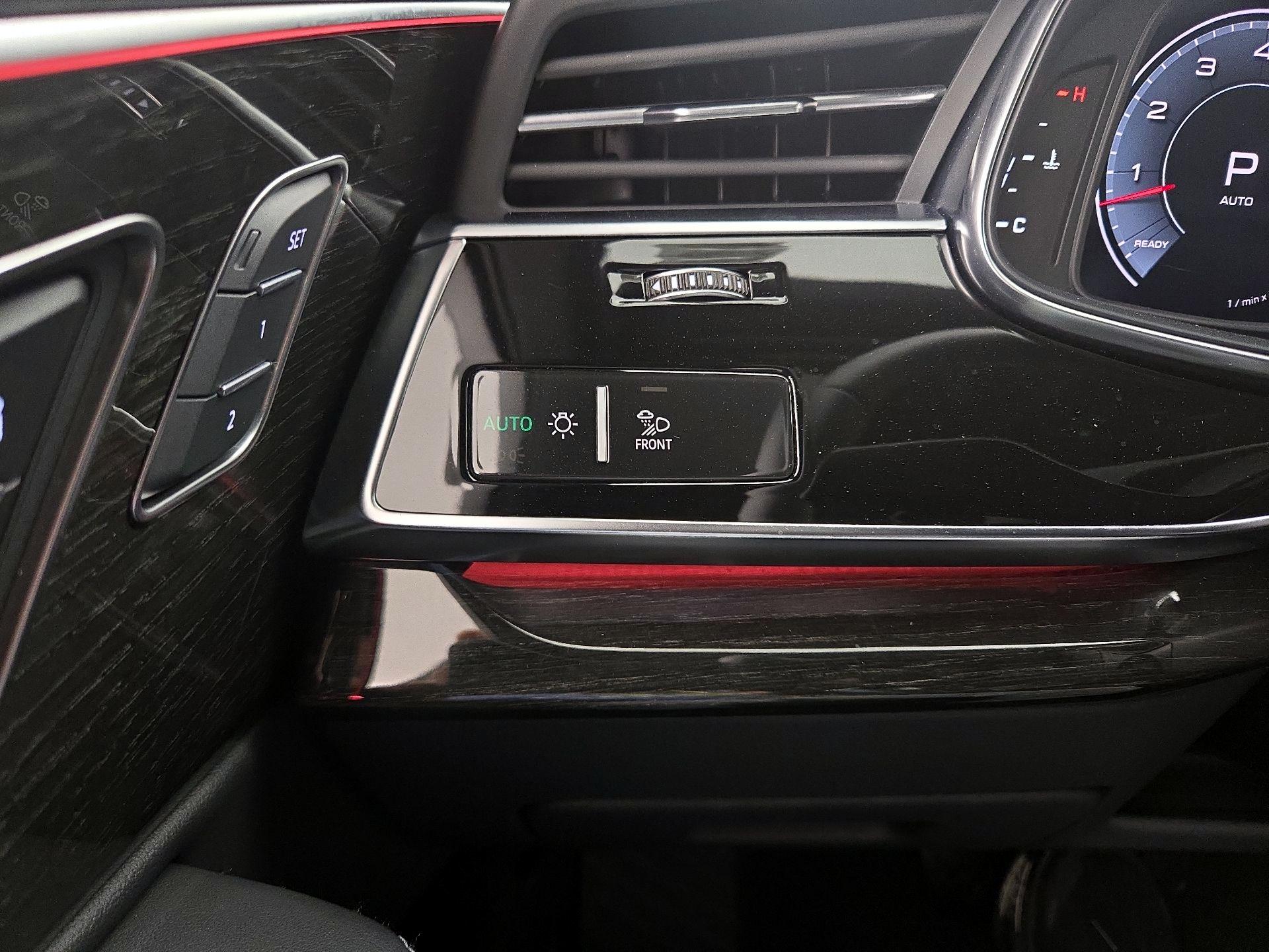 Thumbnail: 2025 Audi Q7 - 13