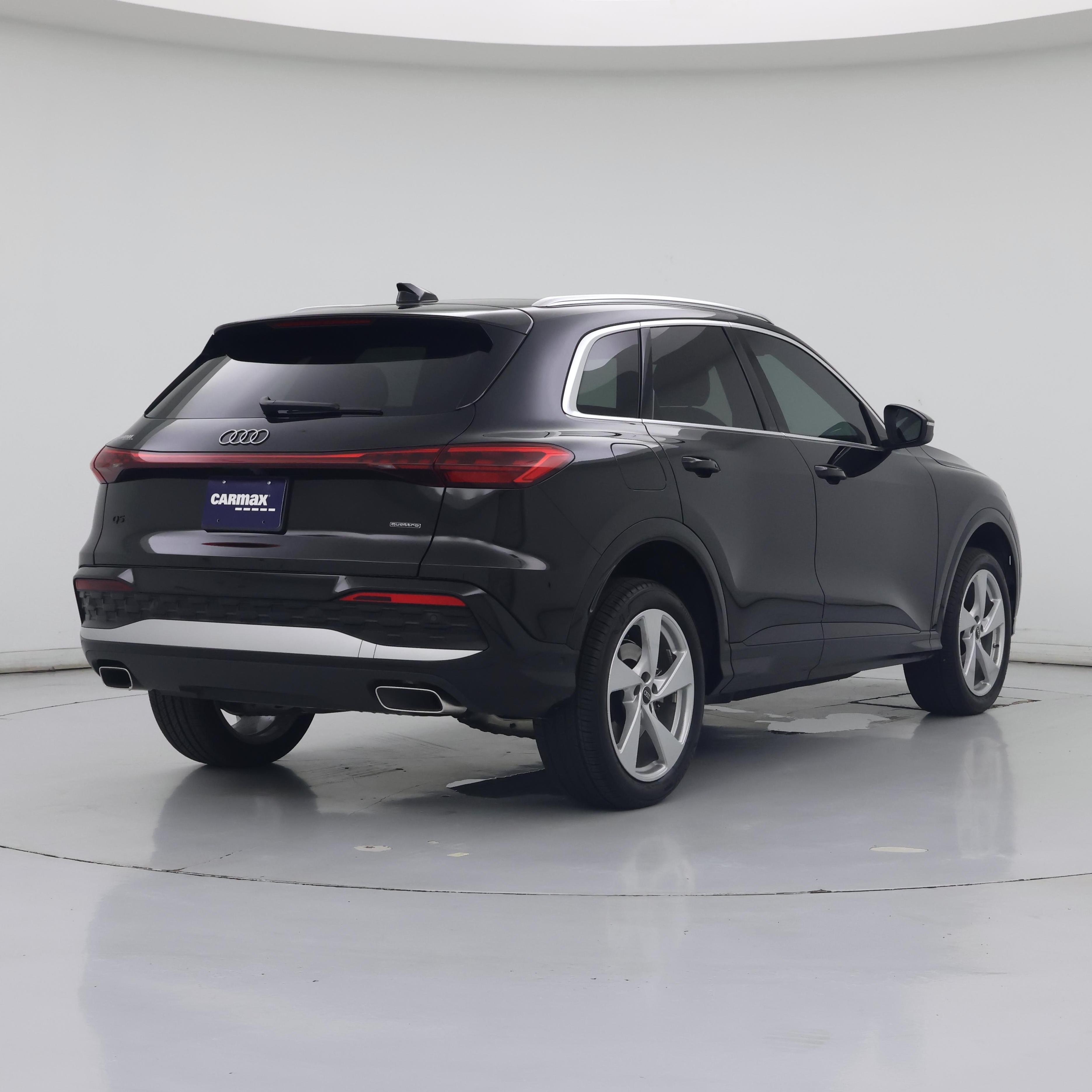 Thumbnail: 2025 Audi Q5 - 8