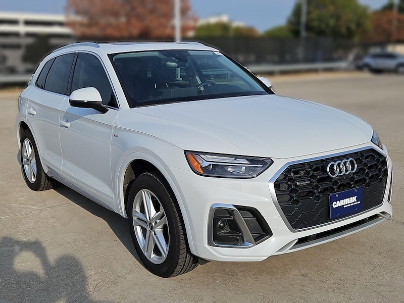 2024 Audi Q5 Plug-in Hybrid S-Line Premium Plus