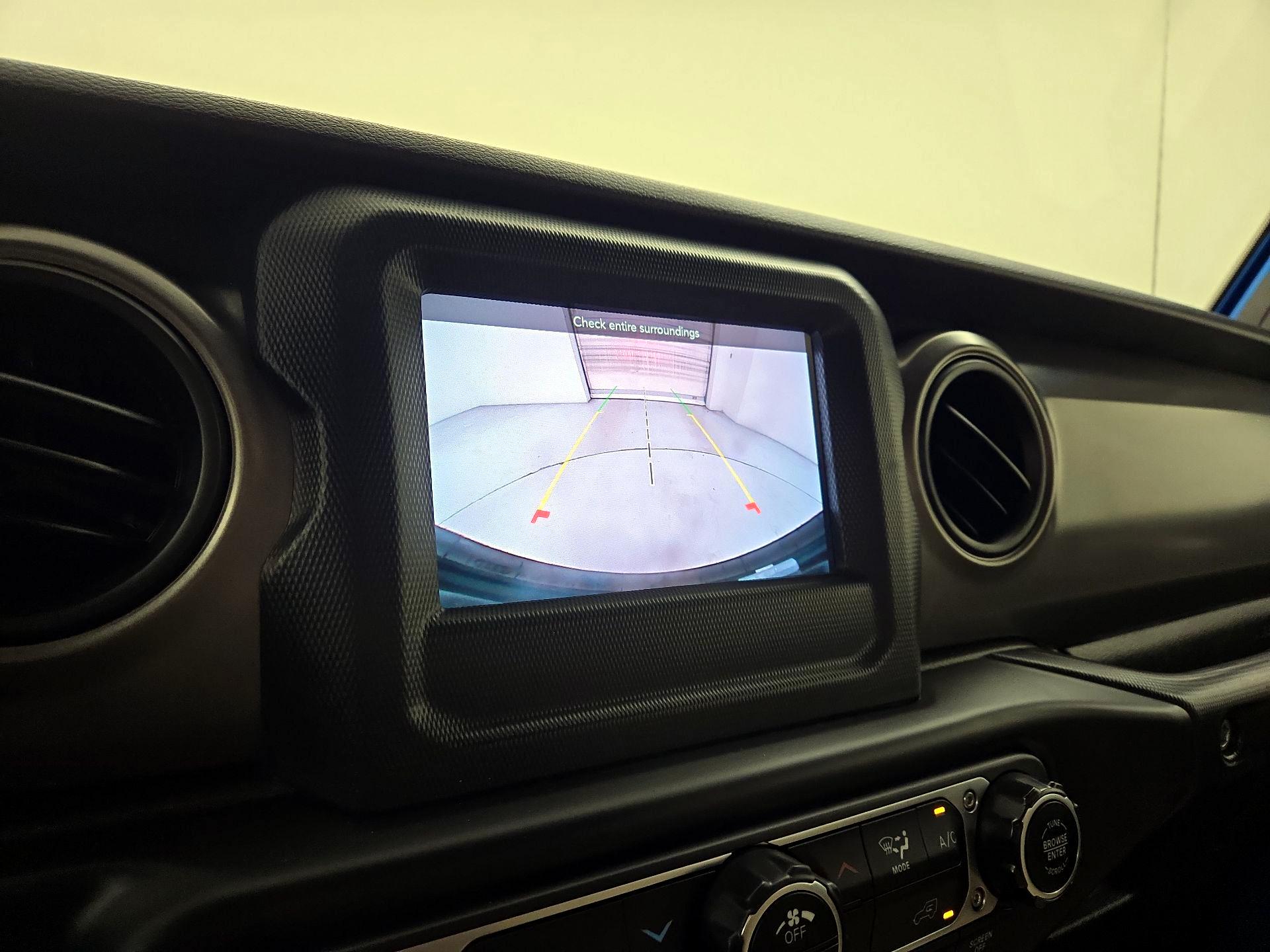 Thumbnail: 2023 Jeep Wrangler - 14