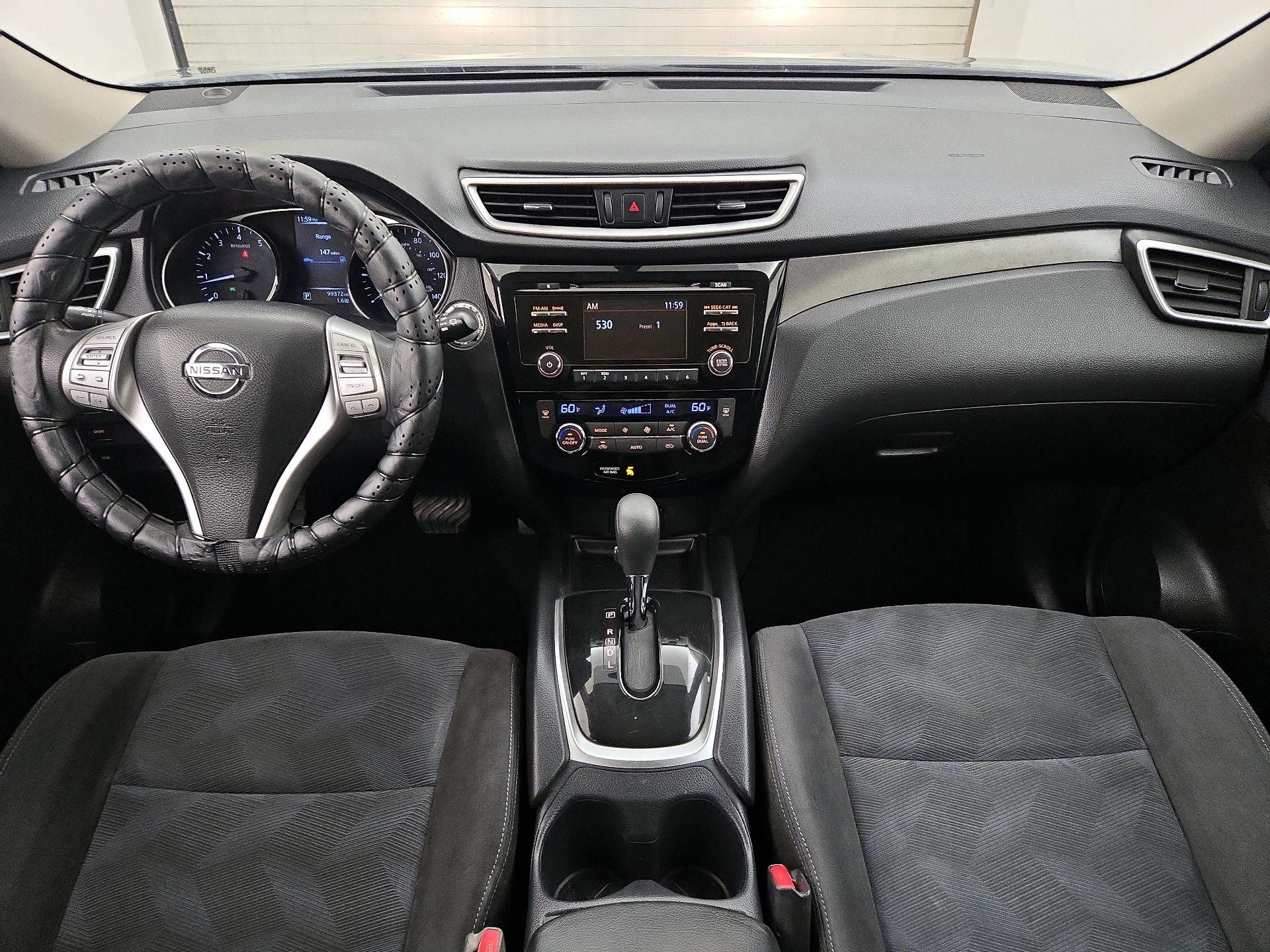 Thumbnail: 2015 Nissan Rogue - 9