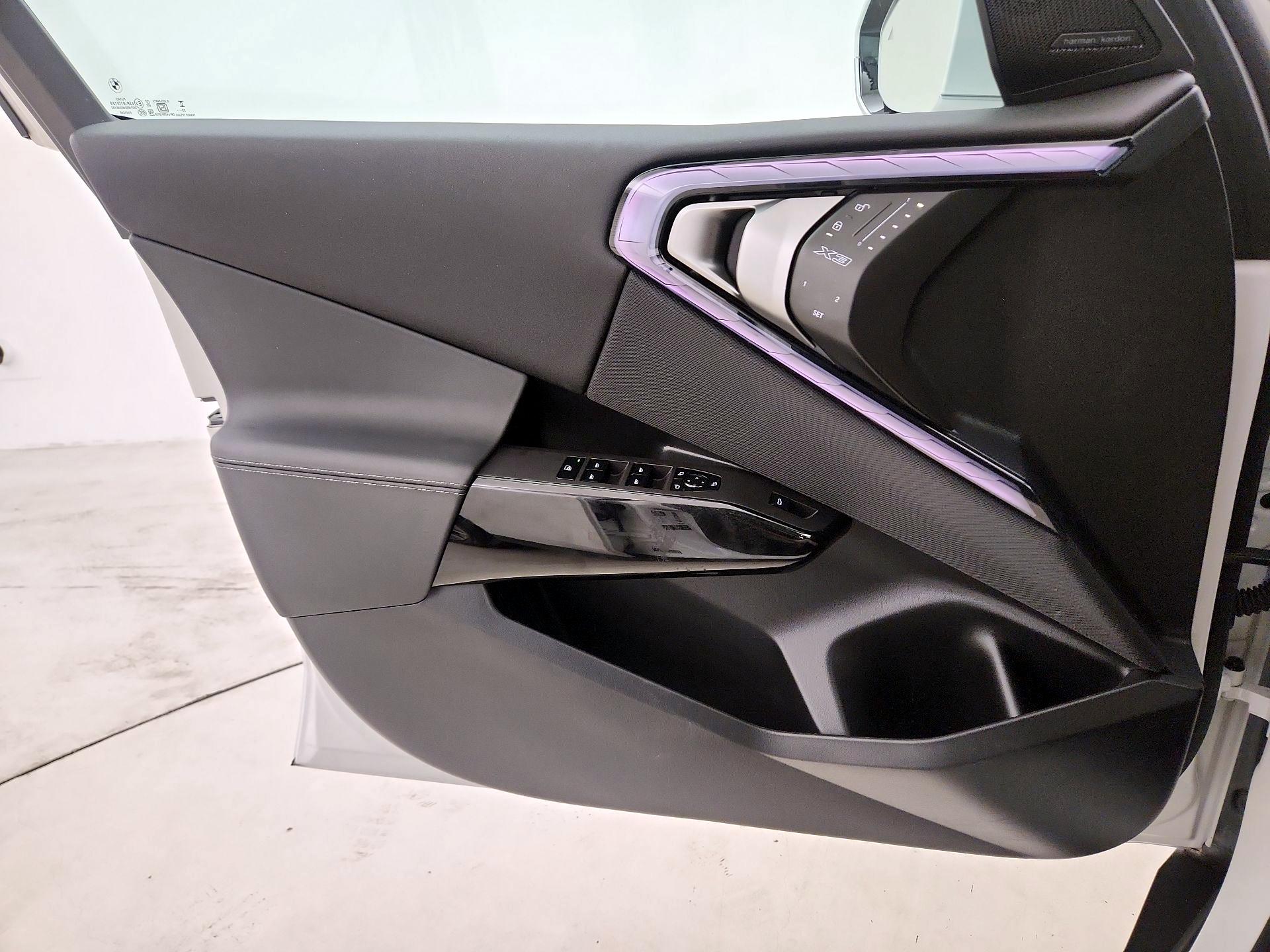 Thumbnail: 2026 BMW X3 - 12
