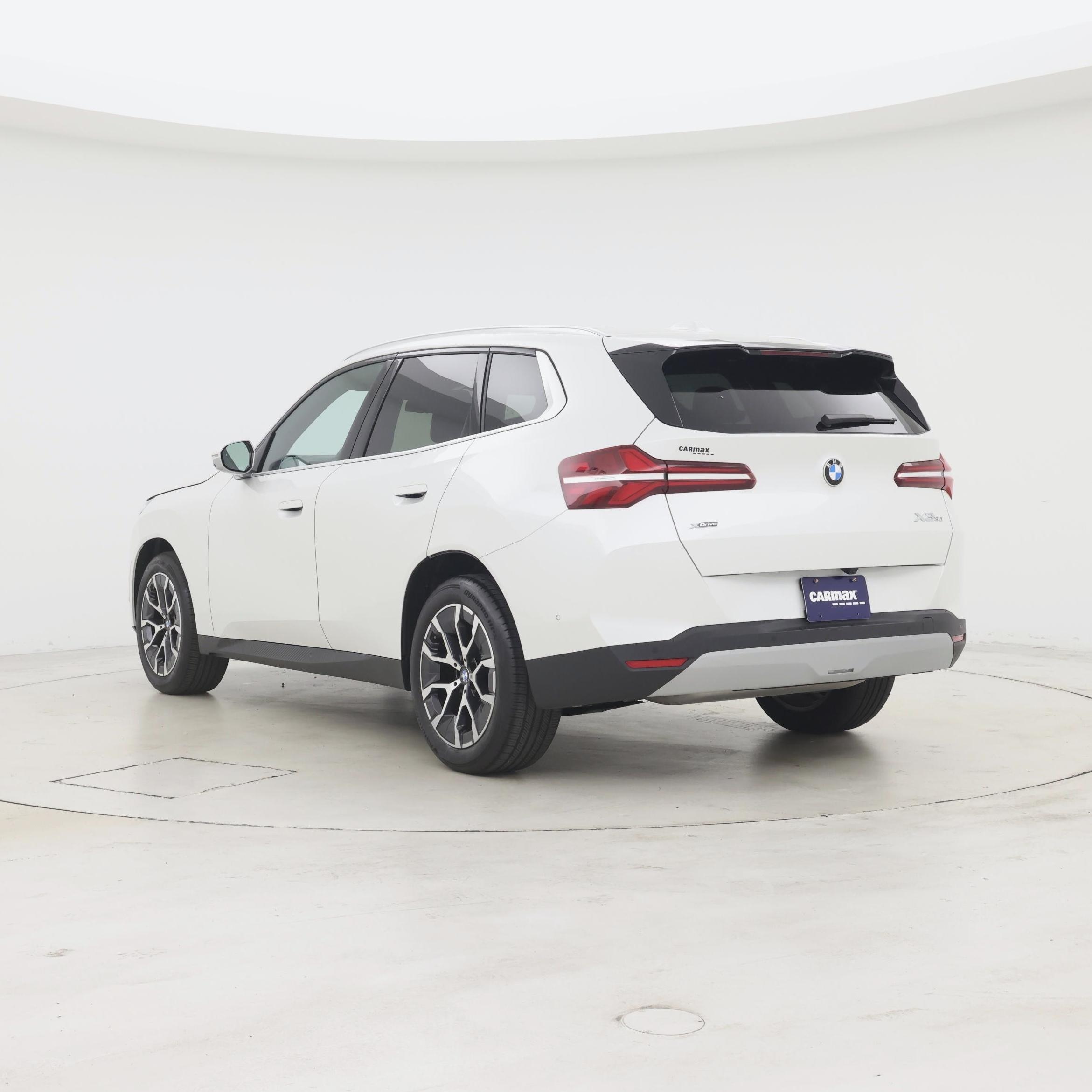 Thumbnail: 2026 BMW X3 - 2