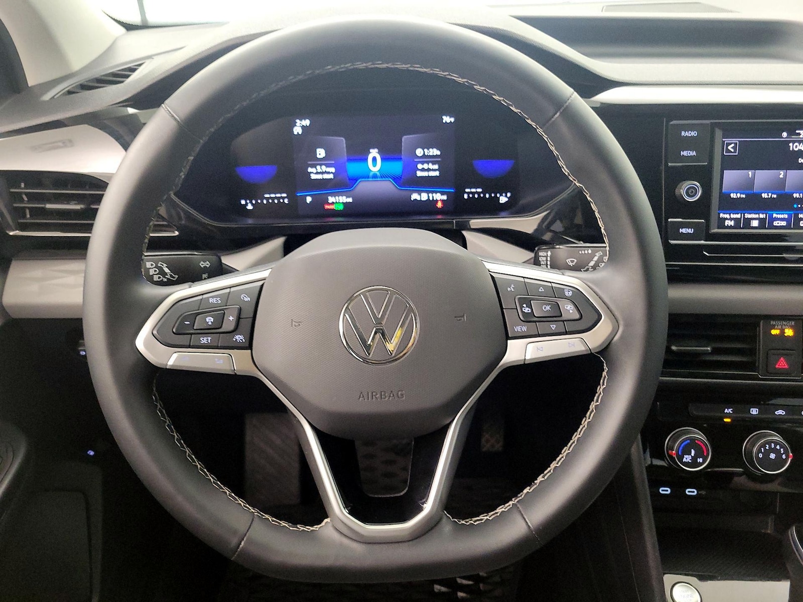 2024 Volkswagen Taos S - Photo 11