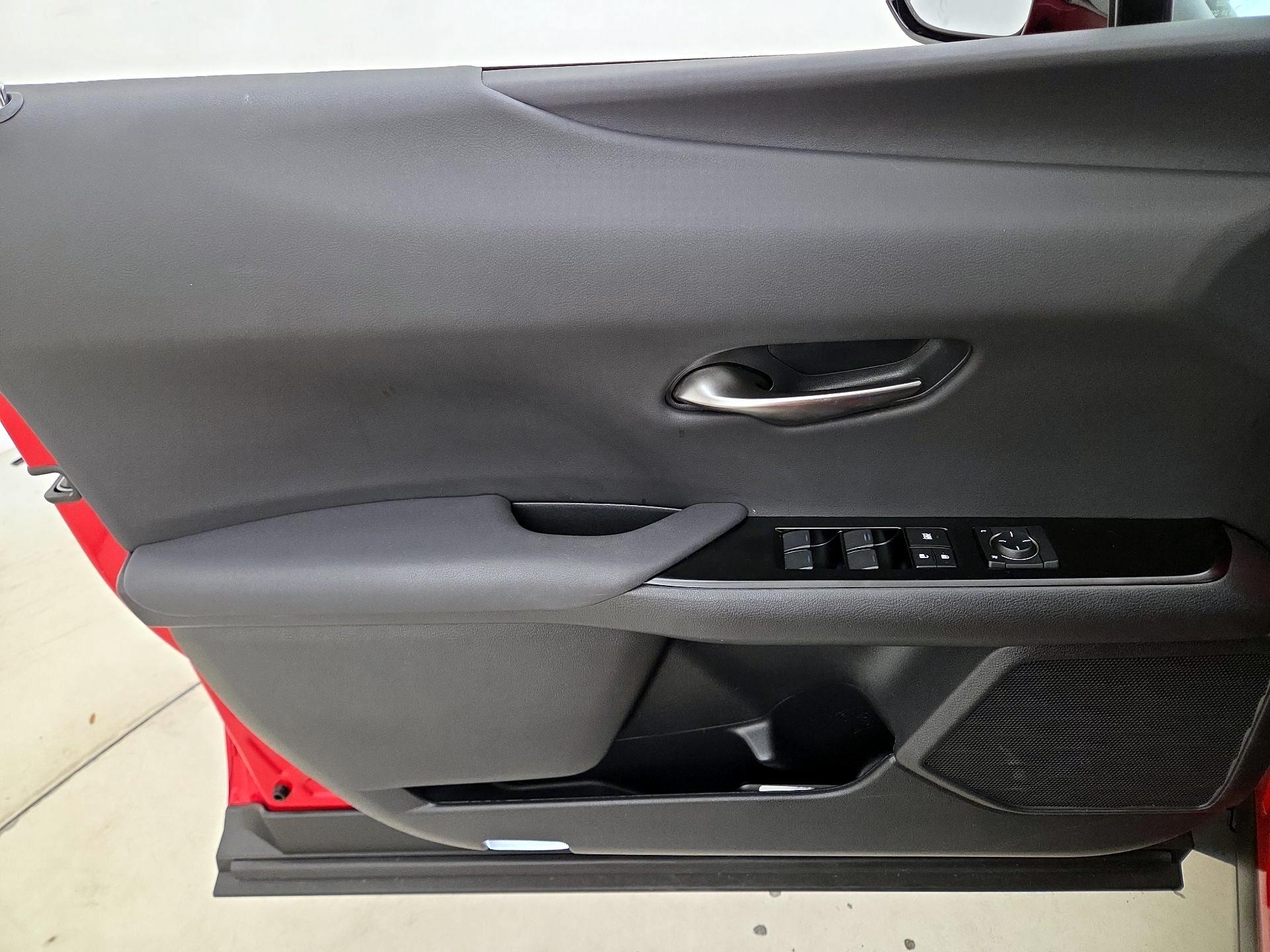 Thumbnail: 2024 Lexus UX - 12