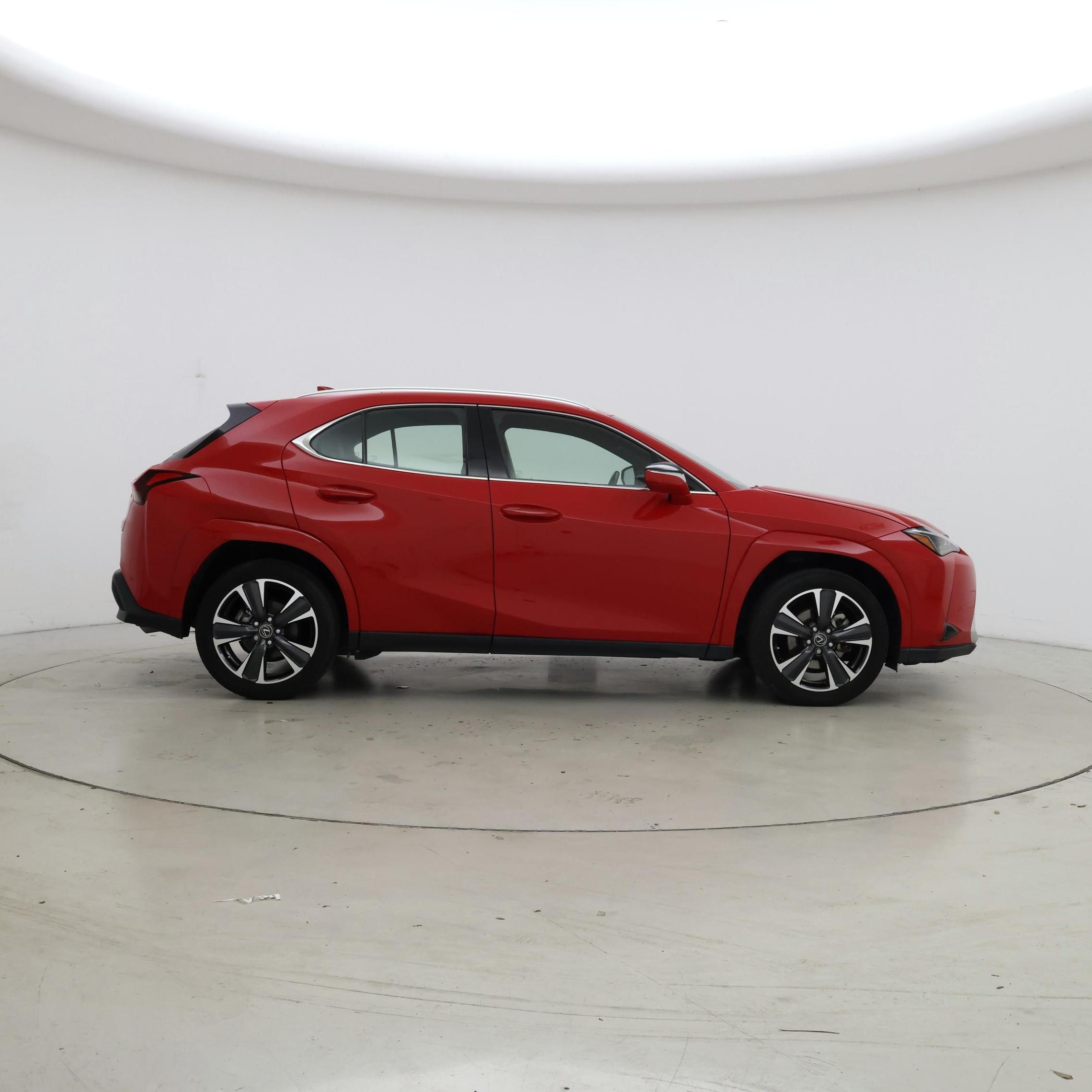 Thumbnail: 2024 Lexus UX - 7