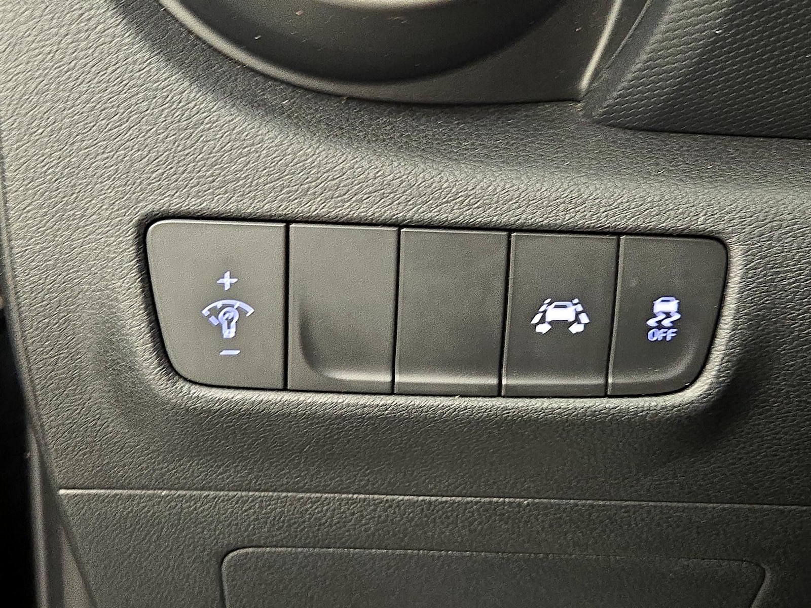 2020 Hyundai Kona SE - Photo 14
