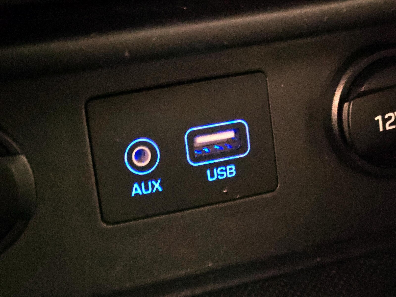 2020 Hyundai Kona SE - Photo 19